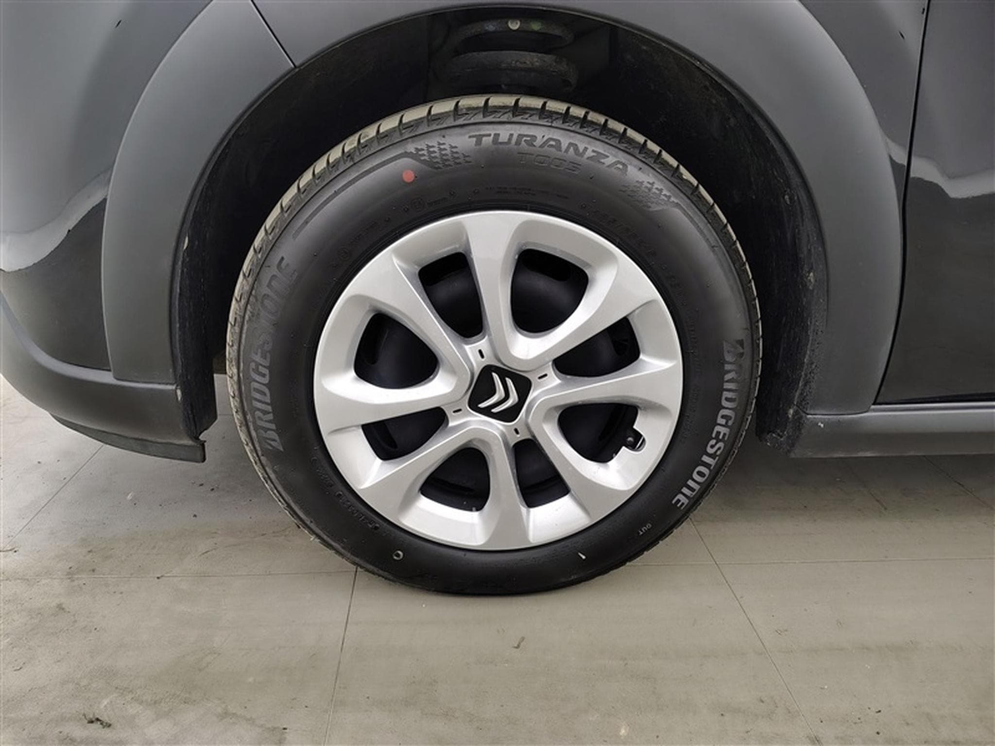 Citroen C3 1.2i PureTech Live S&S (2021) - Foto 6