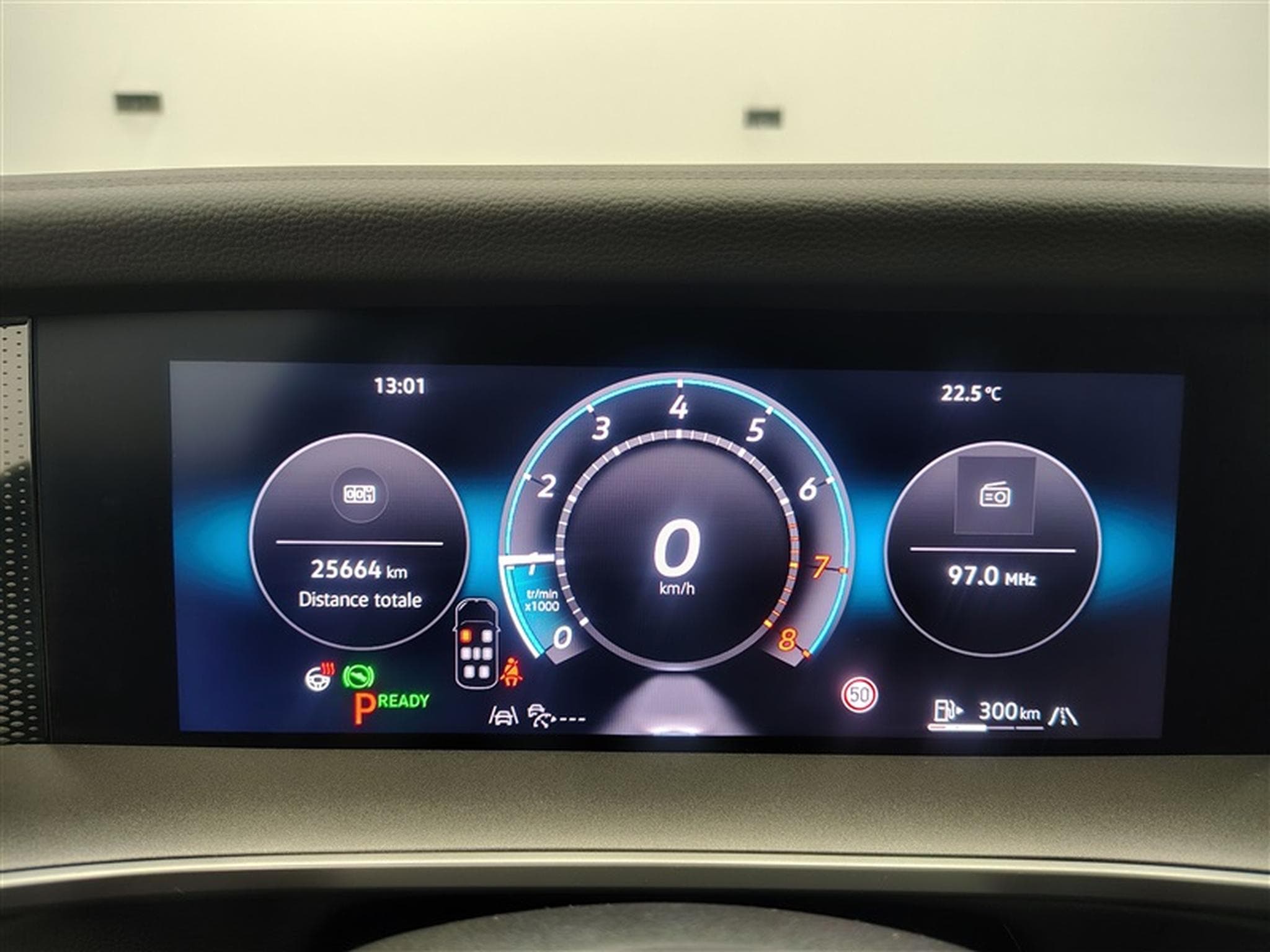 VW Tayron 1.5 TSI 150Cv DSG7 Life 7PL / NAVI / CAMERA / MATRIX LED (2026) - Foto 10