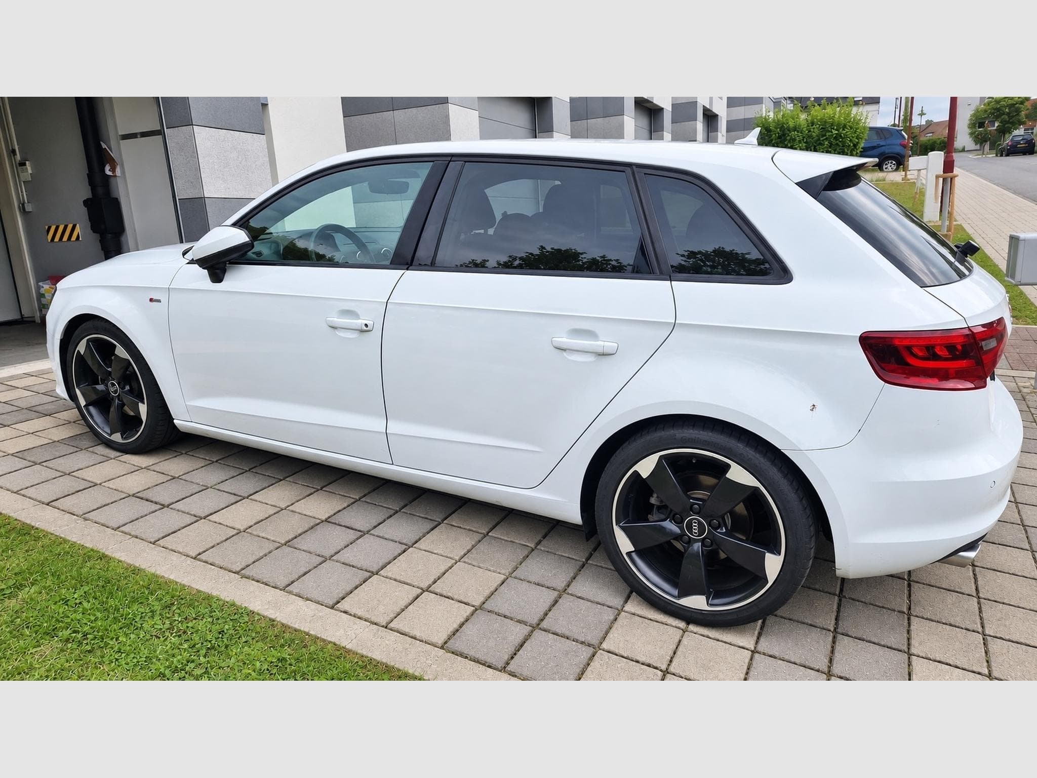Audi A3 S-Line (2015) - Photo 1