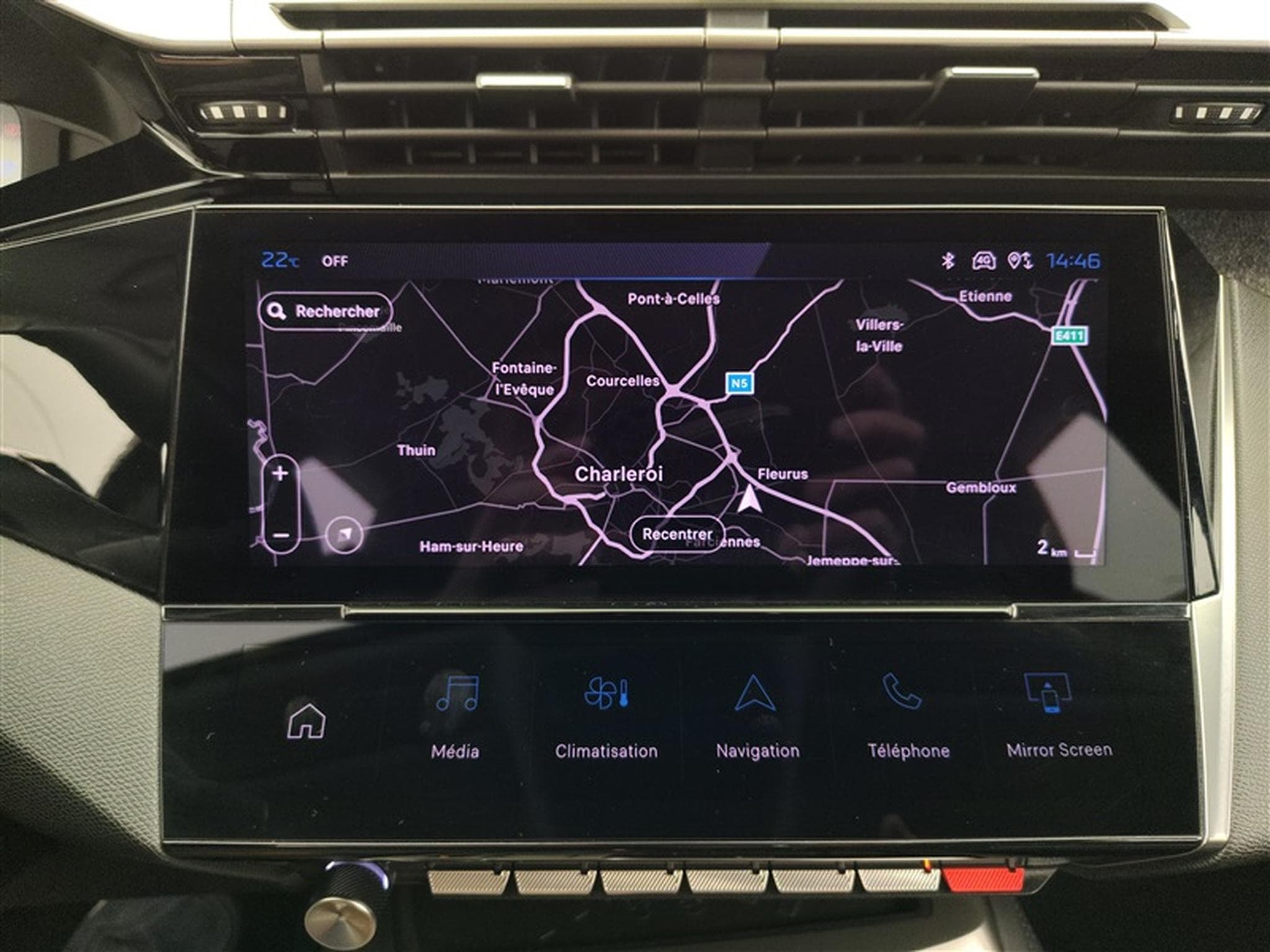 Peugeot 408 1.2 PureTech Allure Pack S&S CLIM/NAVI/CAMERA (2023) - Foto 11