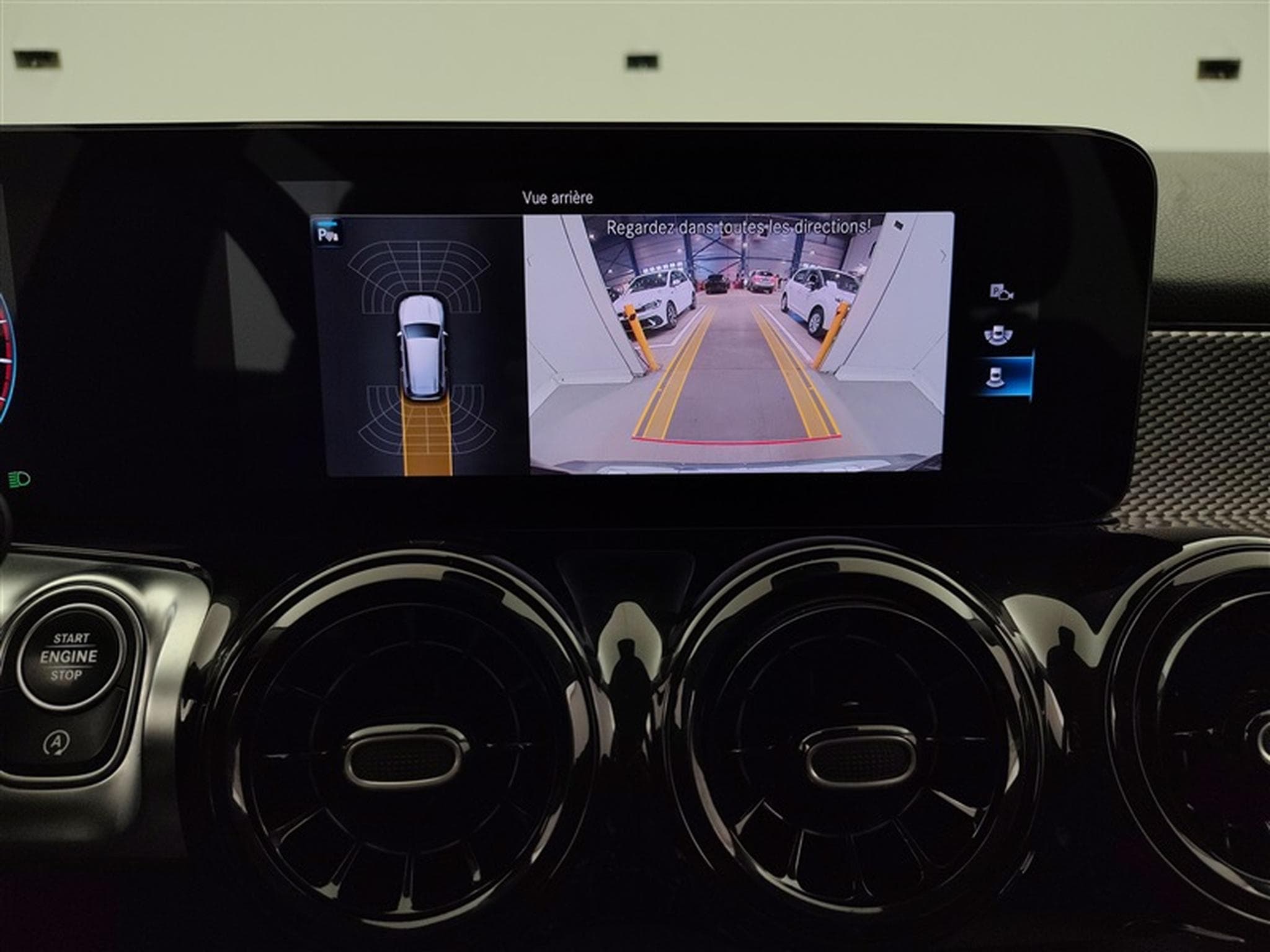 Mercedes GLB 180 Business Solution Navi / PDC av+ar (2021) - Photo 18