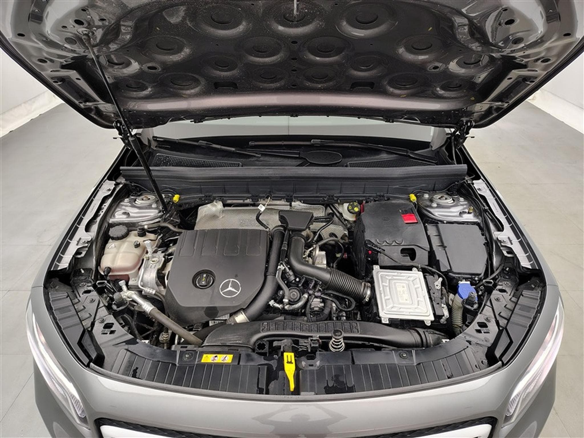 Mercedes GLB 180 Business Solution Navi / PDC av+ar (2021) - Photo 19