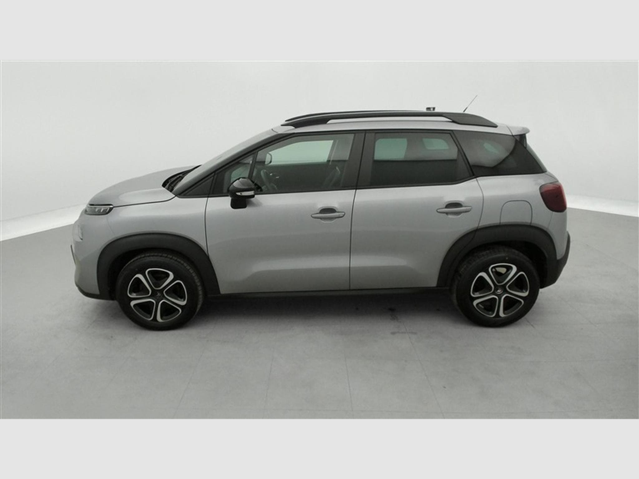 Citroen C3 Aircross 1.2 PureTech Feel NAVI / CARPLAY / CLIM (2023) - Foto 3
