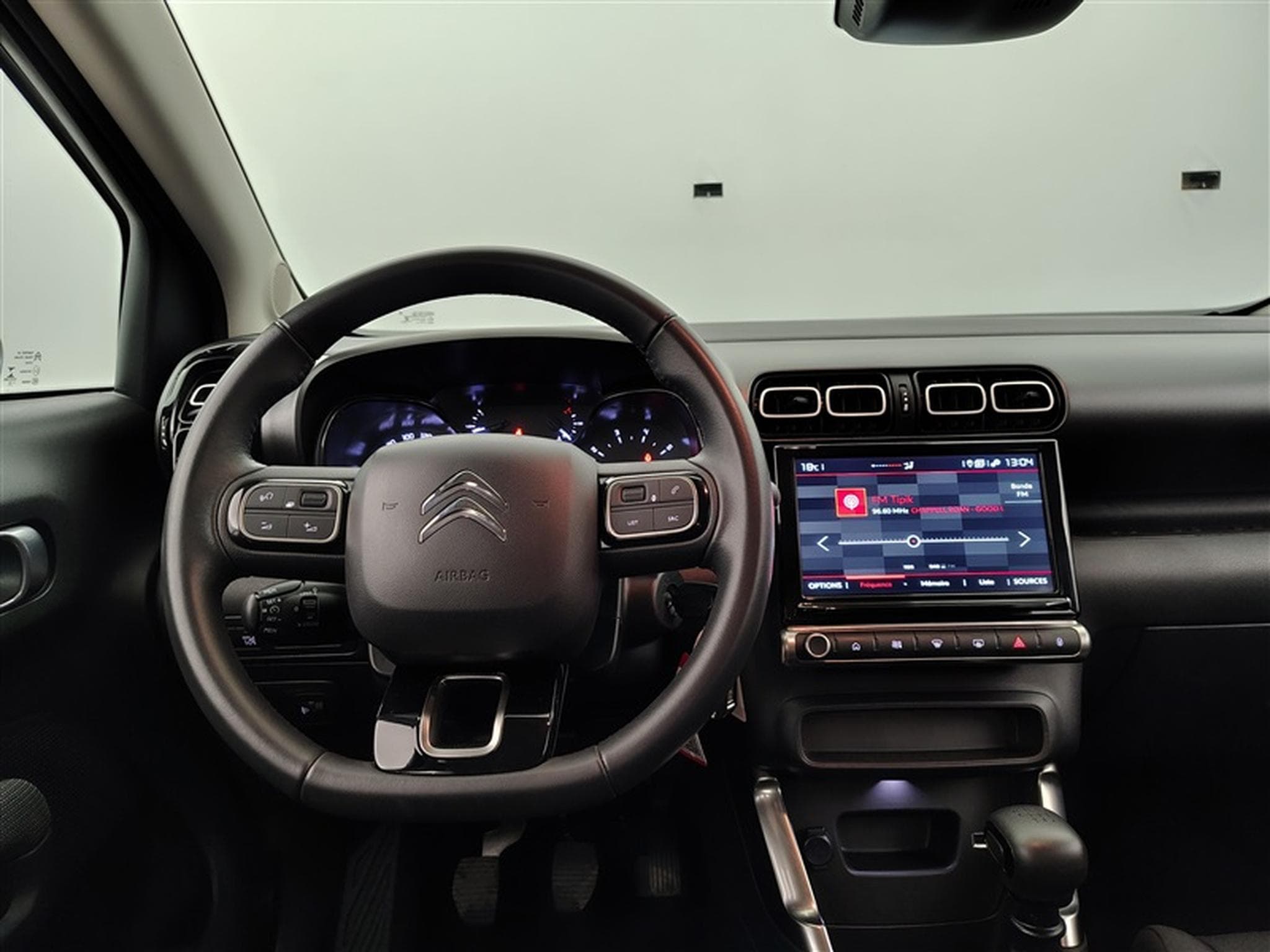Citroen C3 Aircross 1.2 PureTech Feel NAVI / CARPLAY / CLIM (2023) - Foto 9