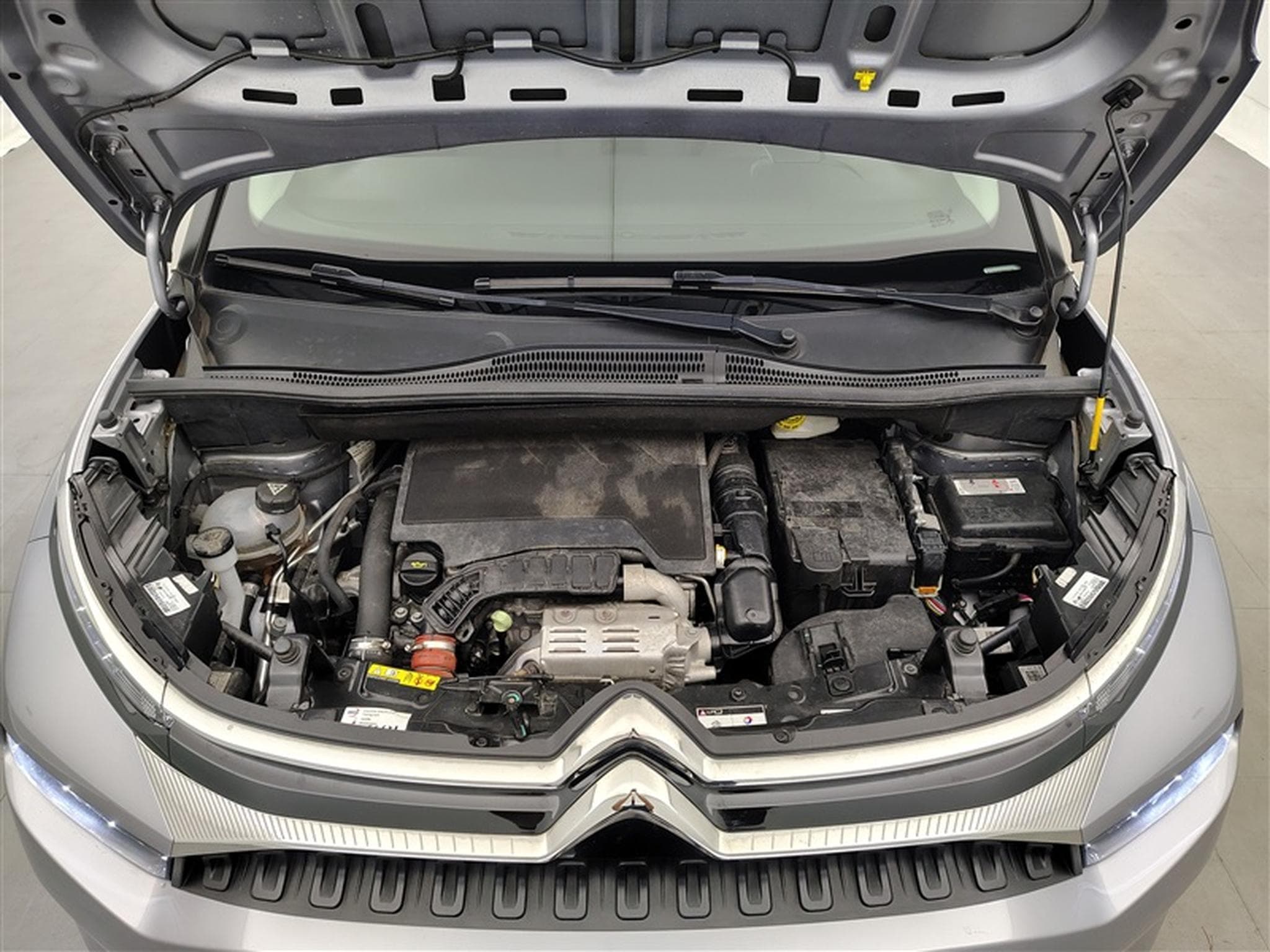 Citroen C3 Aircross 1.2 PureTech Feel NAVI / CARPLAY / CLIM (2023) - Foto 19