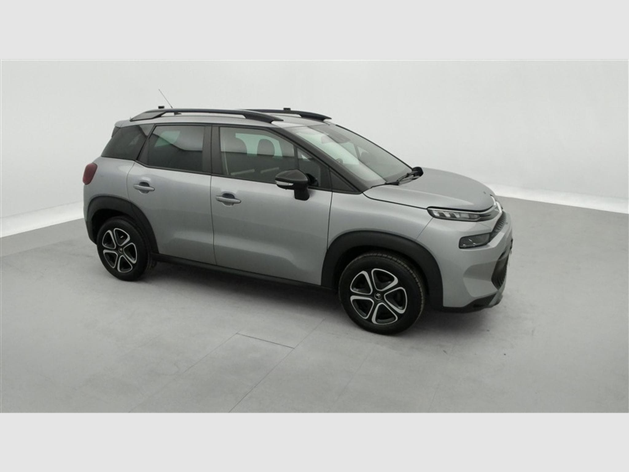 Citroen C3 Aircross 1.2 PureTech Feel NAVI / CARPLAY / CLIM (2023) - Foto 23
