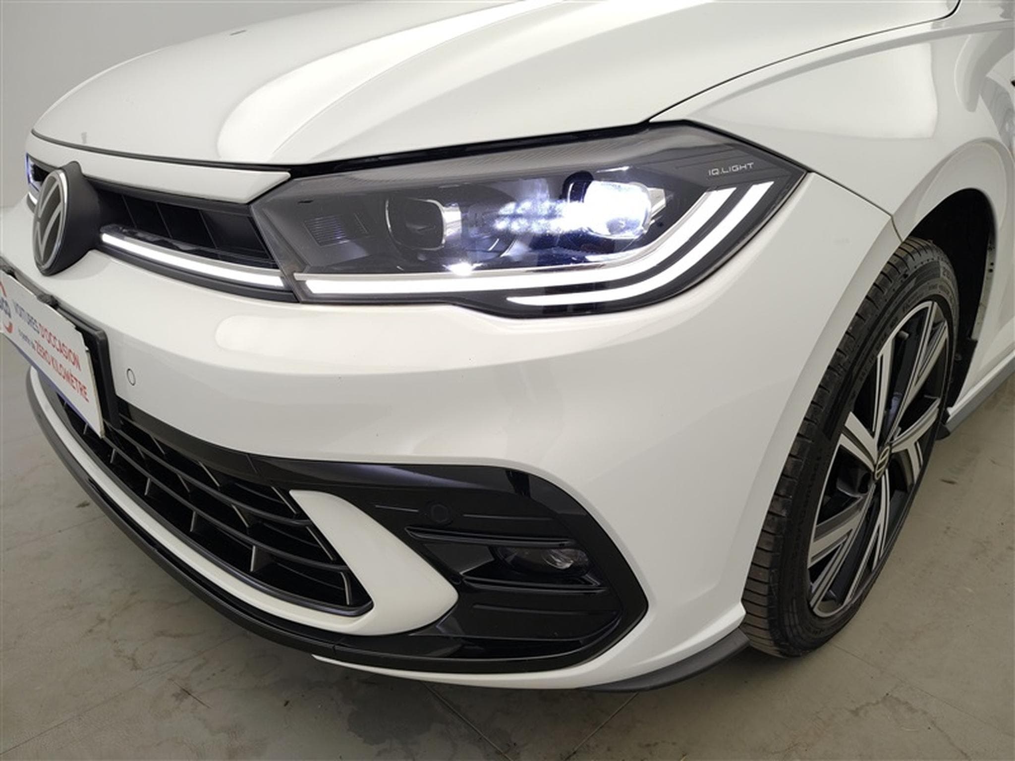 VW Polo 1.0 TSI 95Cv DSG R-Line CARPLAY / MATRIX LED / ALU17" (2023) - Foto 15