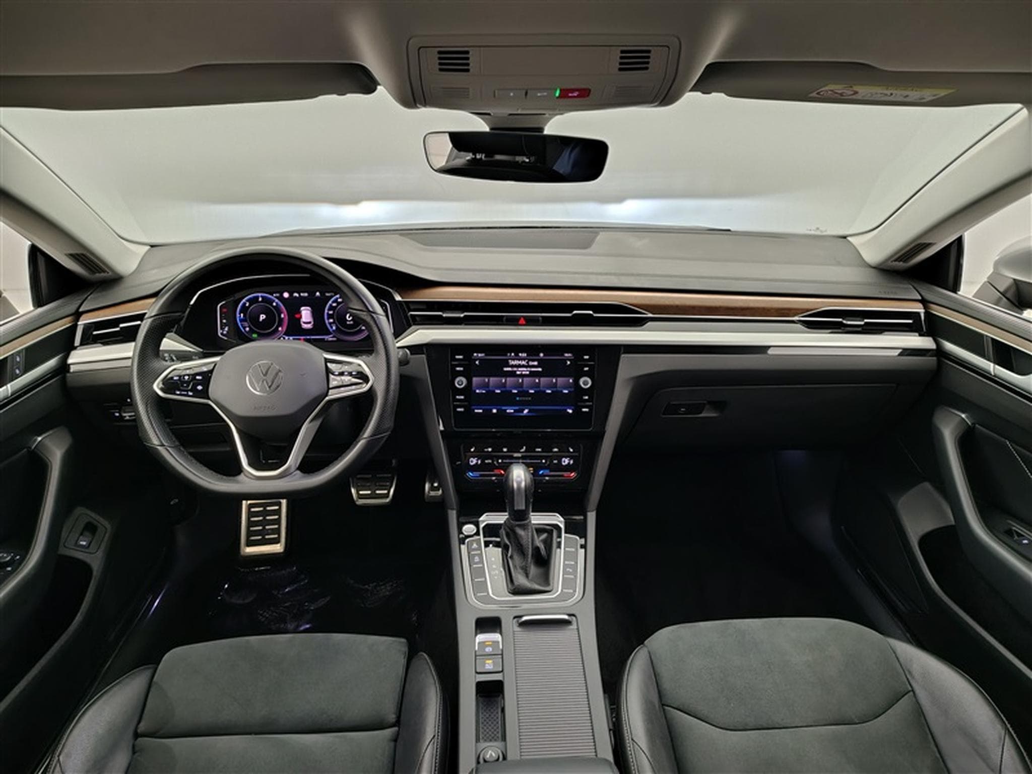 VW Arteon Shootingbreak 2.0 TDi 150Cv DSG Elegance NAVI / CAMERA (2023) - Foto 8