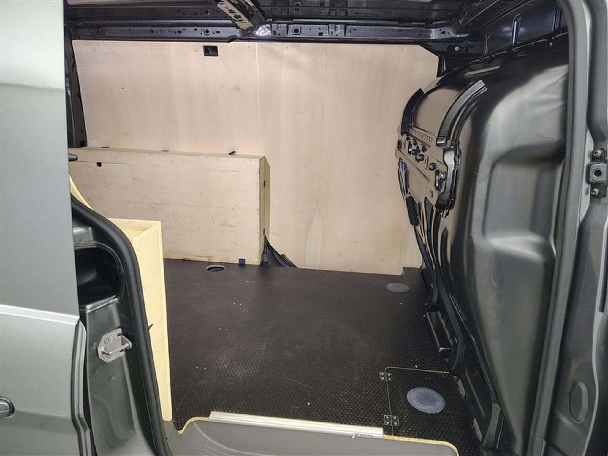 Ford Transit 1.5 Ecoblue 100Cv BVA8 Limited 3PL (2023) - Foto 13