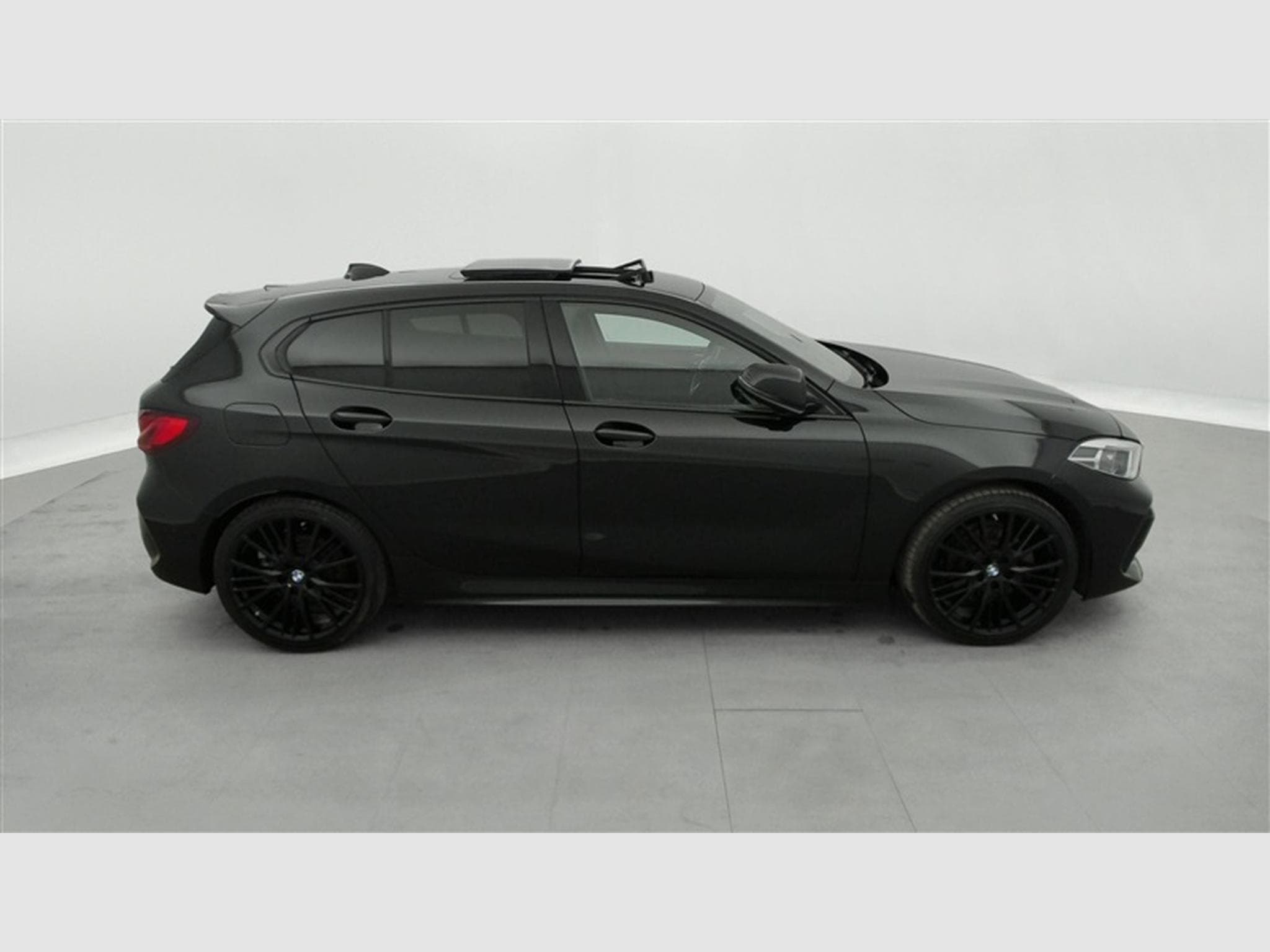 BMW 118 118iA Pack M NAVI / FULL LED / TOIT PANO / SIEGES SPORT (2024) - Foto 25