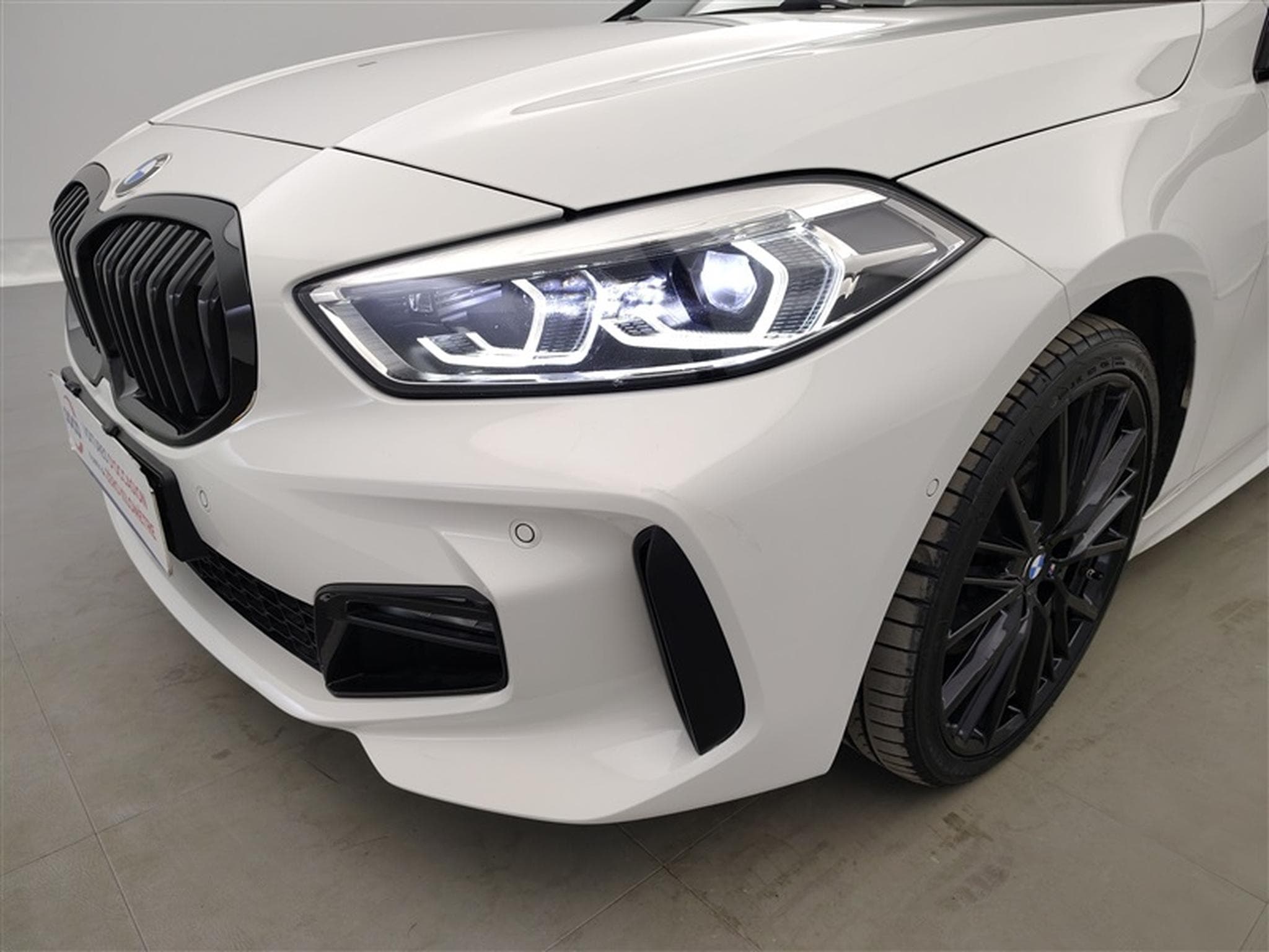 BMW 118 118iA Pack M NAVI / FULL LED / TOIT PANO / SIEGES SPORT (2024) - Foto 15