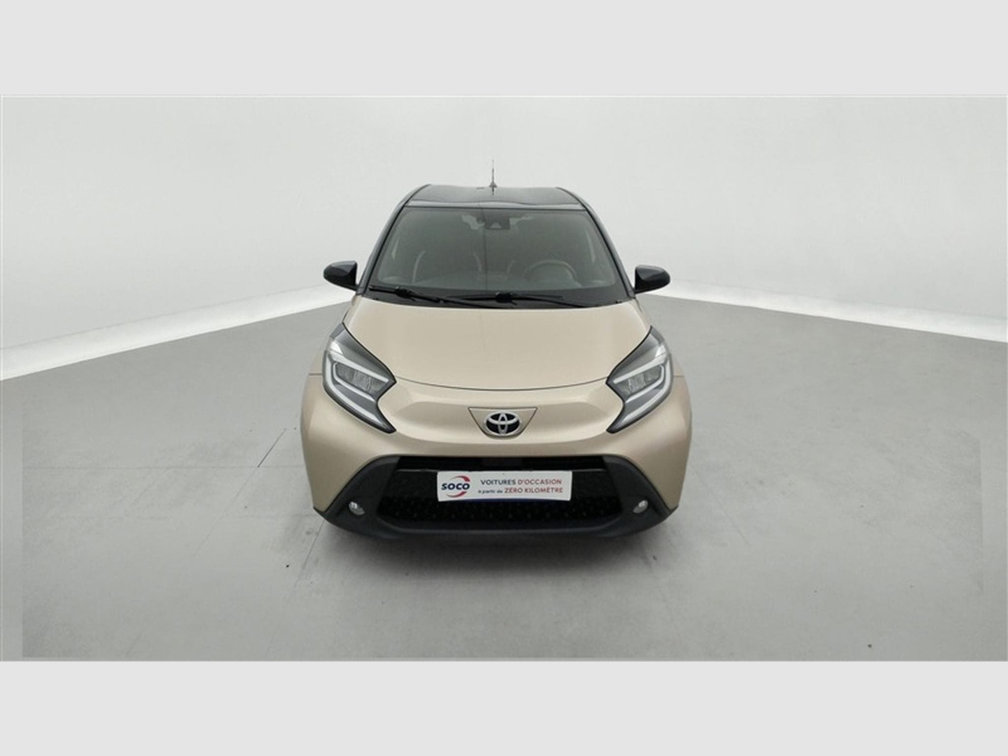 Toyota Aygo 1.0i VVT-i X pulse CARPLAY / FULL LED / CAMERA / JA 17" (2023) - Photo 4
