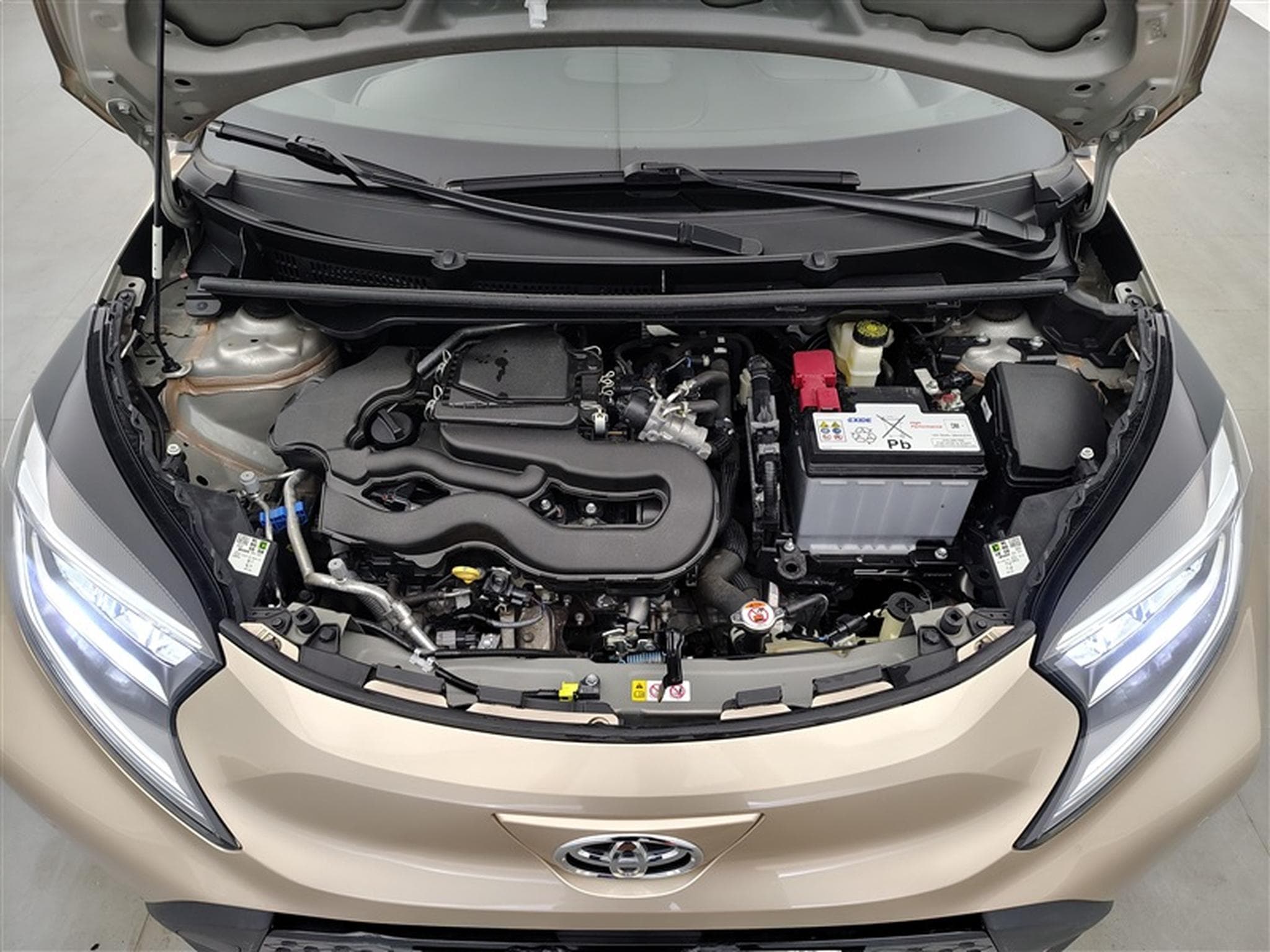 Toyota Aygo 1.0i VVT-i X pulse CARPLAY / FULL LED / CAMERA / JA 17" (2023) - Photo 18