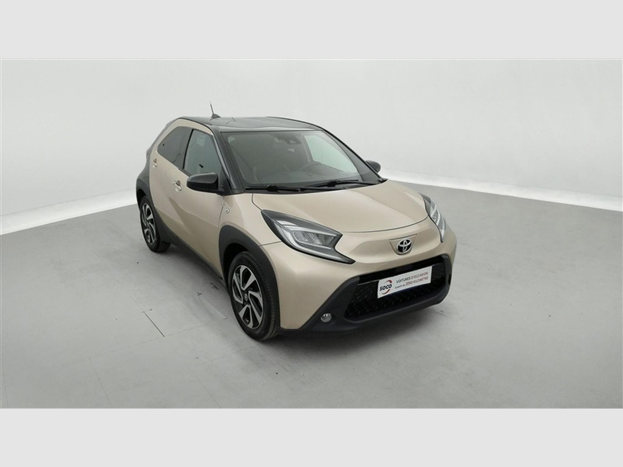Toyota Aygo 1.0i VVT-i X pulse CARPLAY / FULL LED / CAMERA / JA 17" (2023) - Photo 21