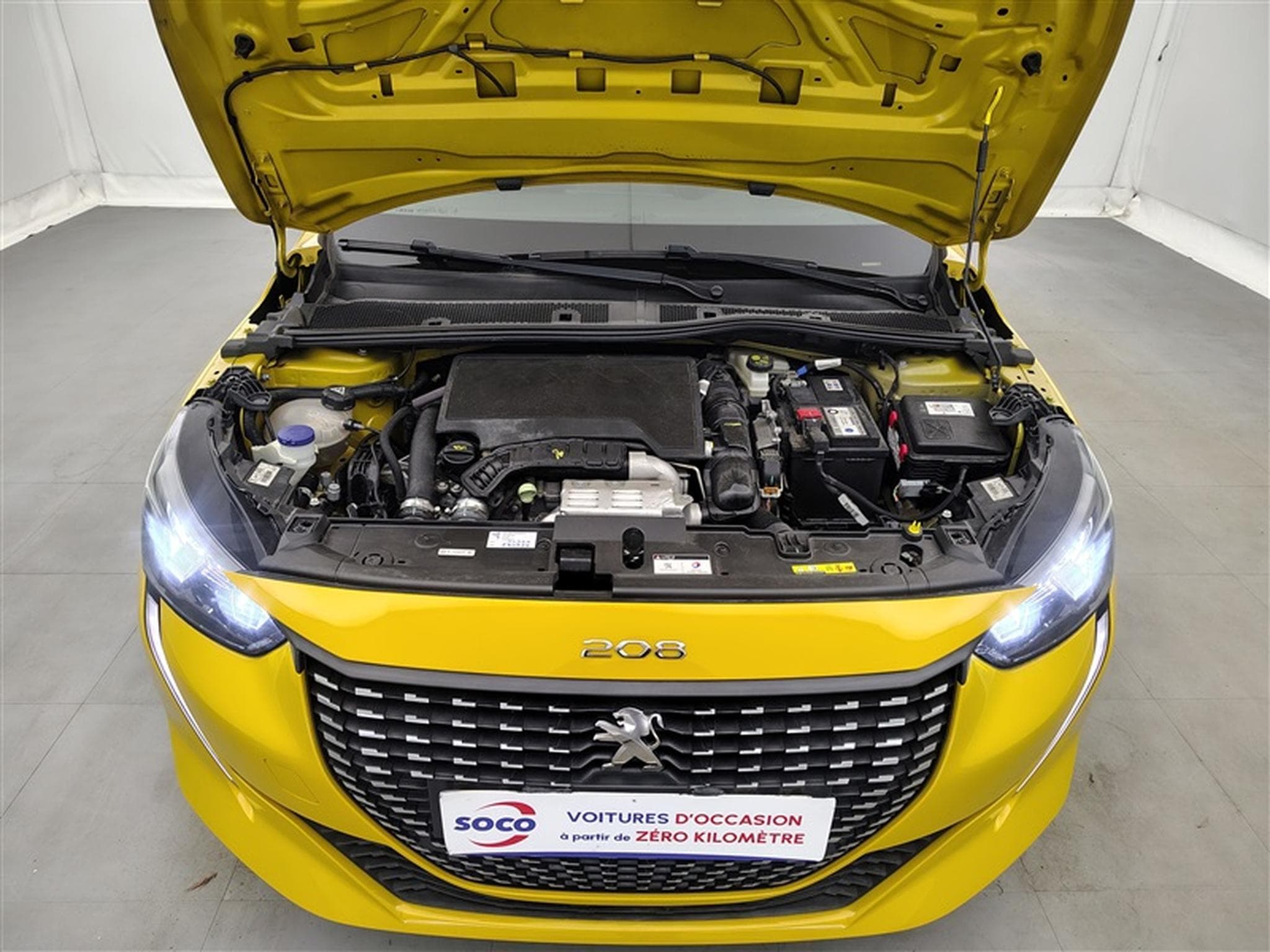 Peugeot 208 1.2i PureTech EAT8 Allure CARPLAY / FULL LED / CAMERA (2022) - Foto 19