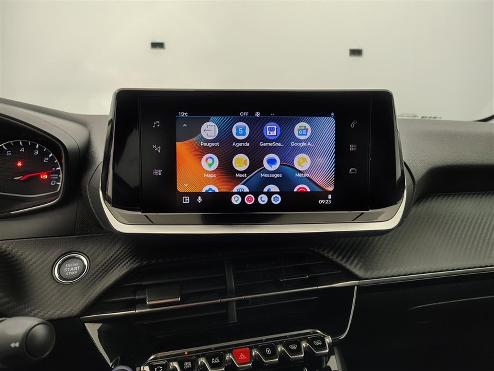 Peugeot 208 1.2i PureTech EAT8 Allure CARPLAY / FULL LED / CAMERA (2022) - Foto 20
