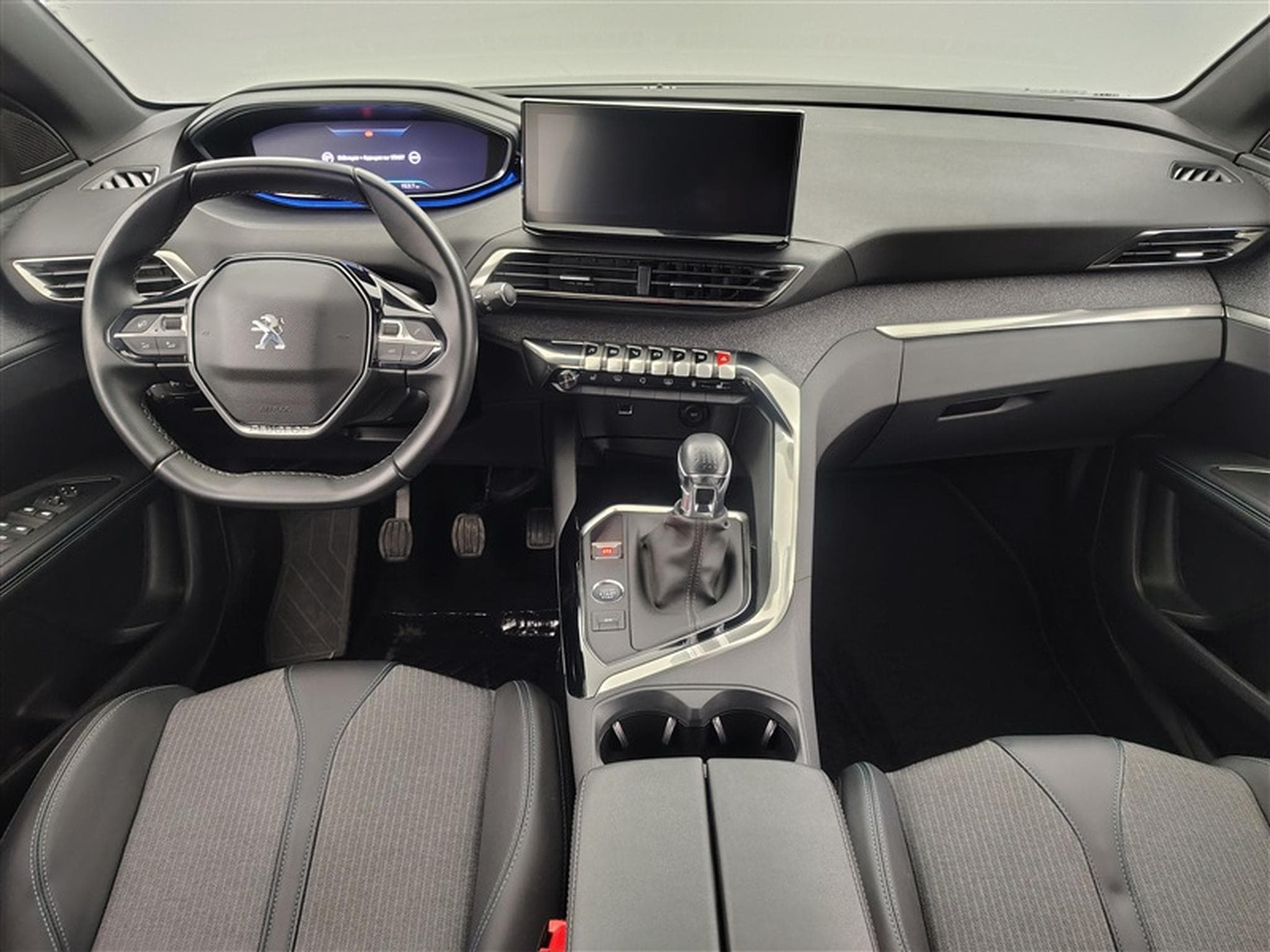 Peugeot 3008 1.2 PureTech Allure Pack S-CUIR / NAVI / CAMERA / CARPLAY (2023) - Foto 8