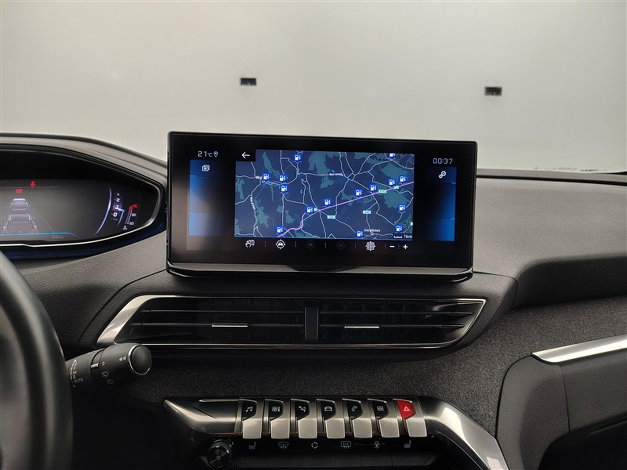 Peugeot 3008 1.2 PureTech Allure Pack S-CUIR / NAVI / CAMERA / CARPLAY (2023) - Foto 11