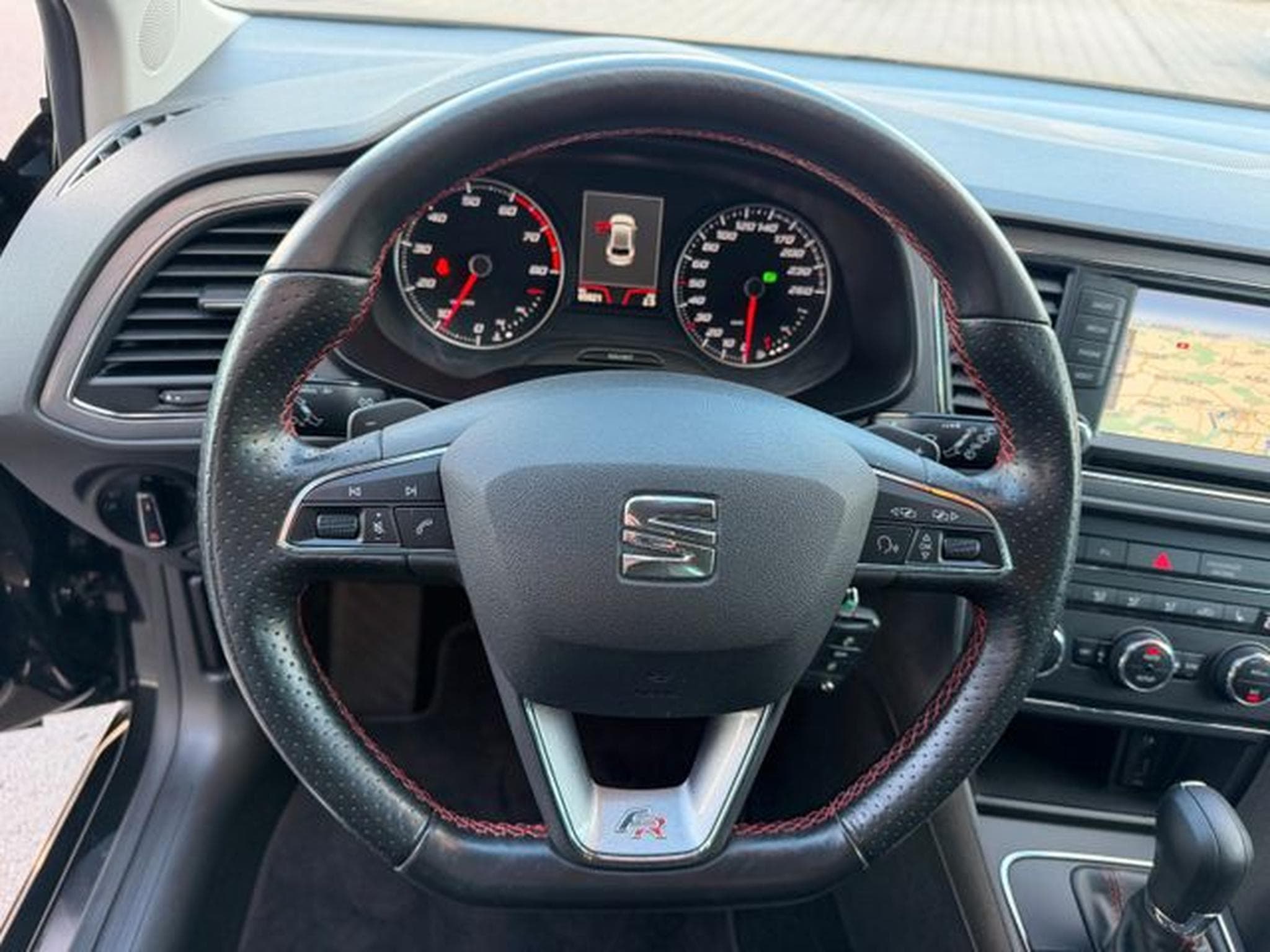 Seat Leon Leon 1,8TSi DSG FR Navi Alcantara Bluetooth PDC (2016) - Foto 12