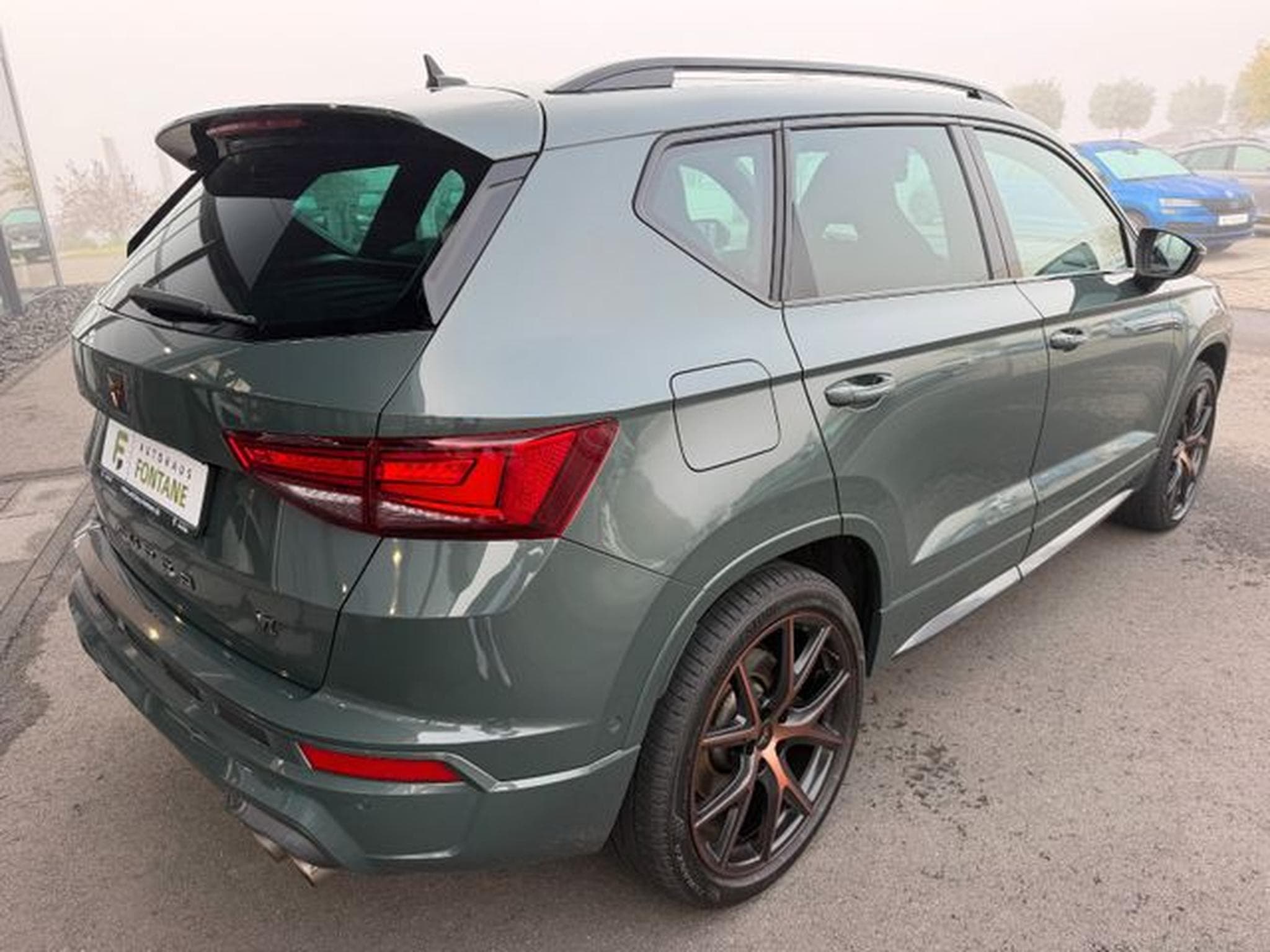 Cupra Ateca Ateca 2,0TSi VZ 300PS Akrapovic AHK Pano 19"360° (2025) - Foto 7