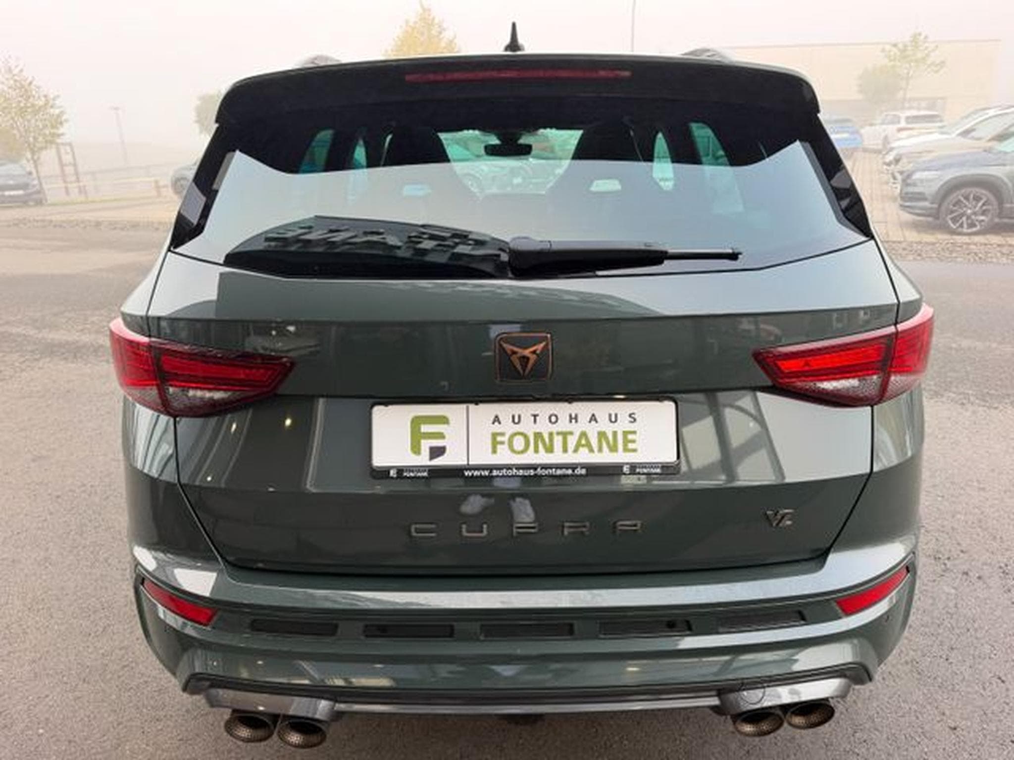 Cupra Ateca Ateca 2,0TSi VZ 300PS Akrapovic AHK Pano 19"360° (2025) - Foto 8