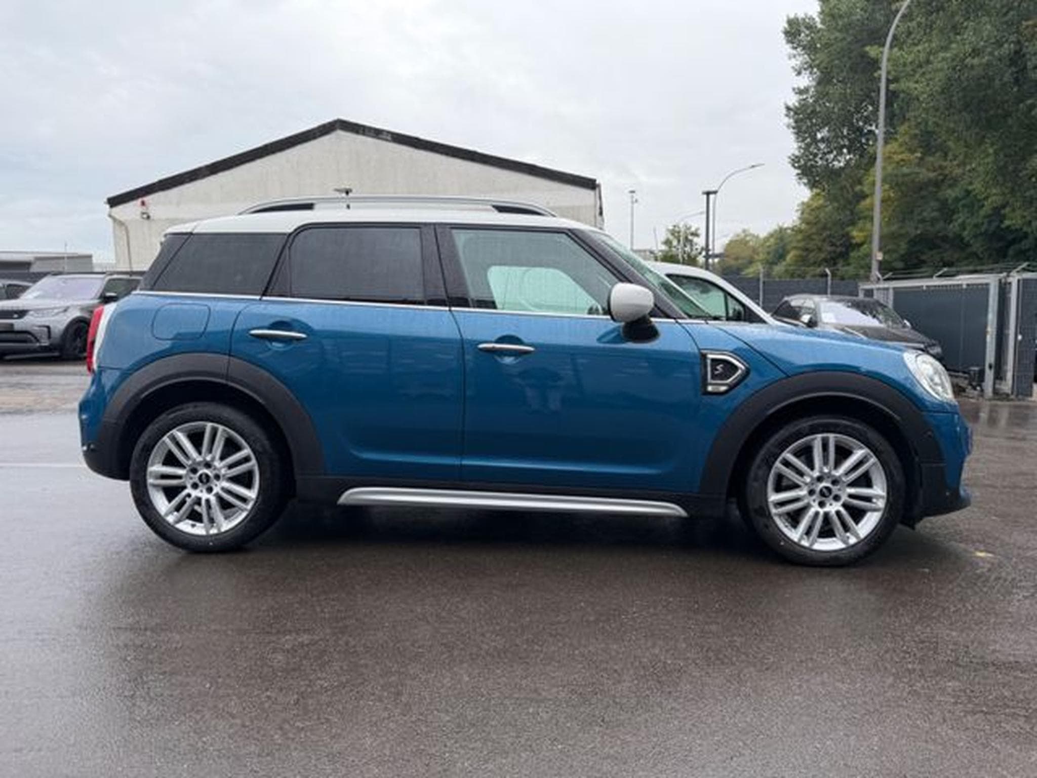 MINI Cooper COUNTRYMAN SD *NAVI*SHZ*HEAD UP*FACELIFT* (2020) - Foto 13