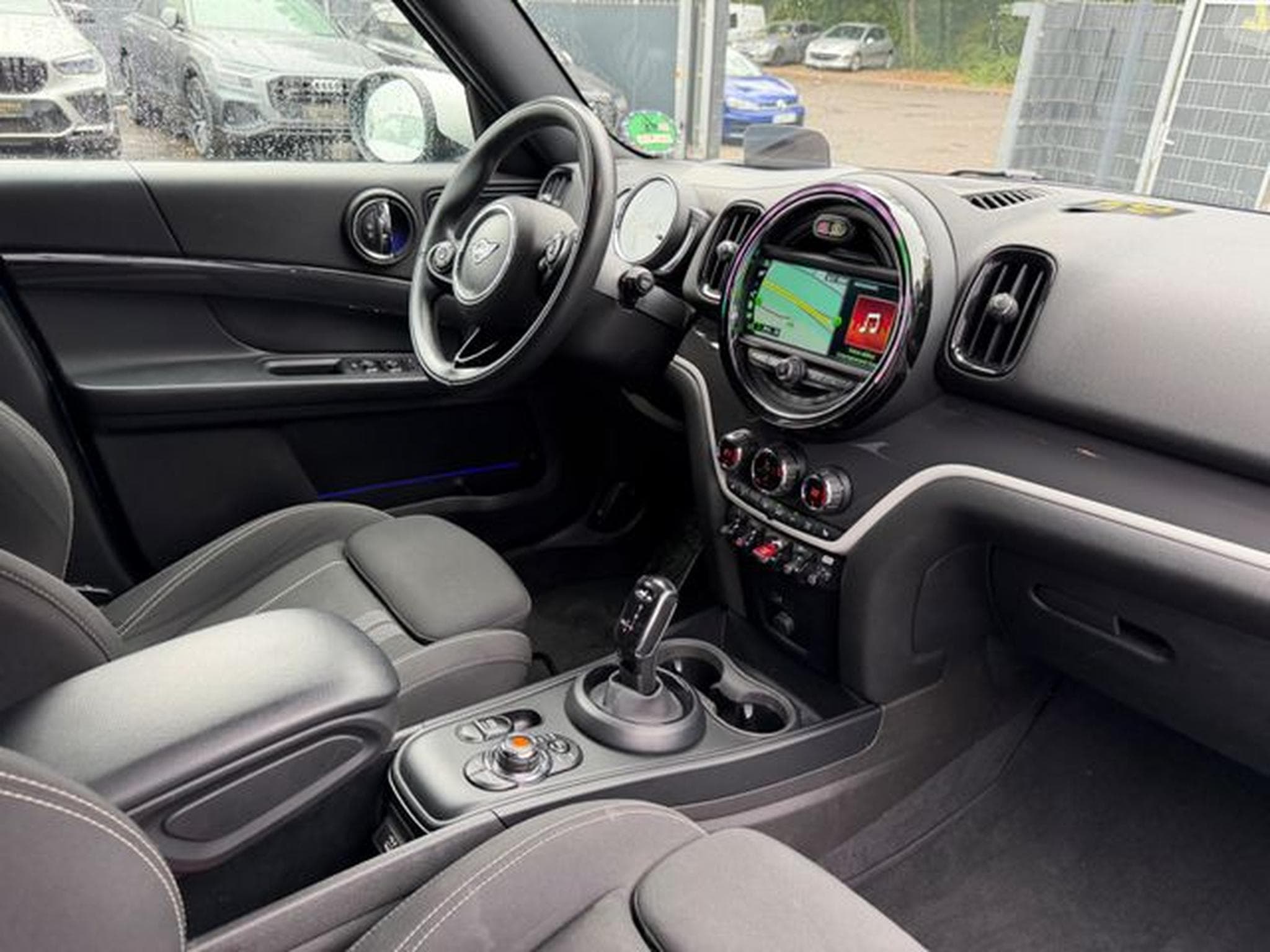MINI Cooper COUNTRYMAN SD *NAVI*SHZ*HEAD UP*FACELIFT* (2020) - Foto 15