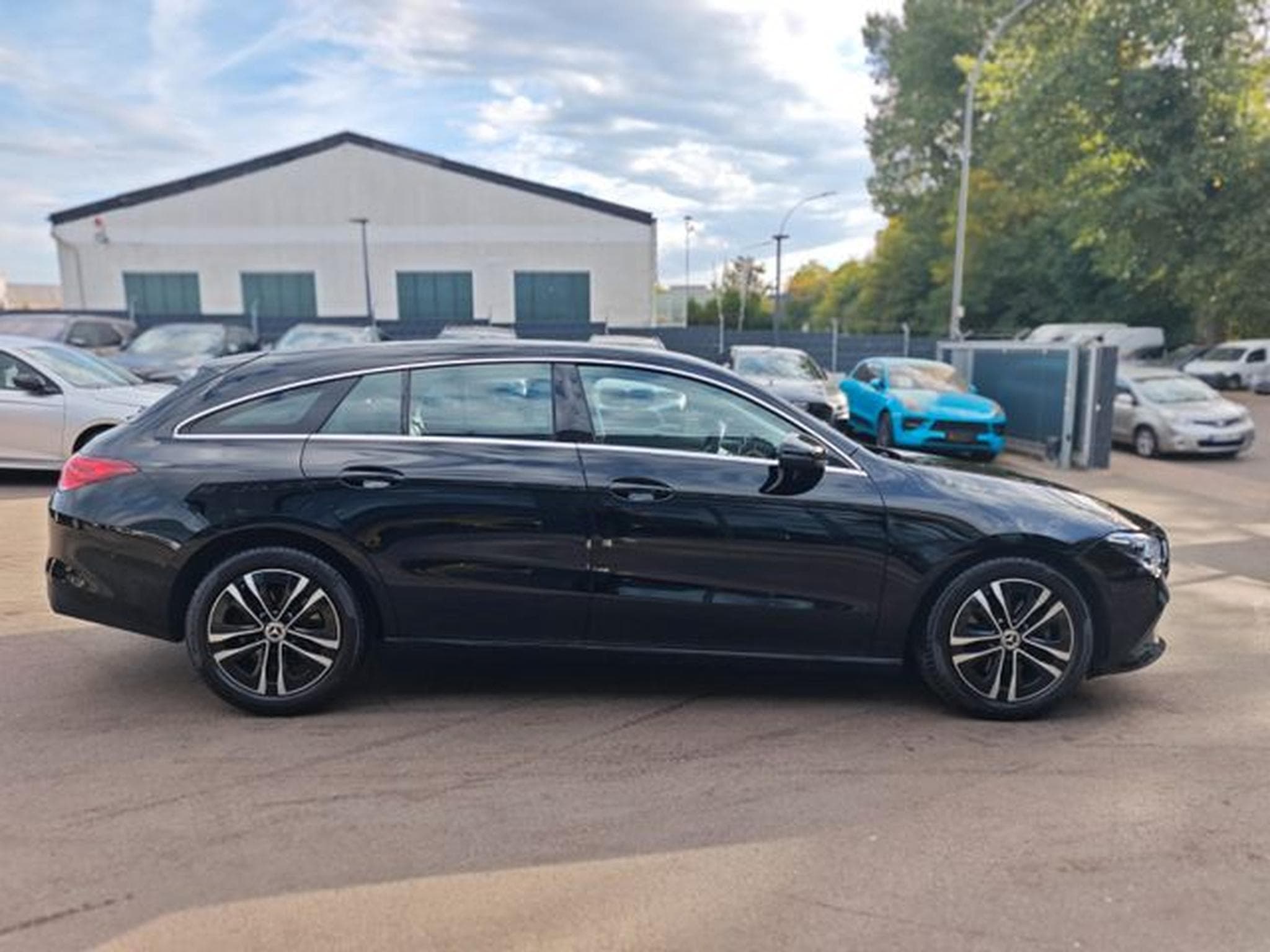 Mercedes CLA CLA SHOOTING BRAKE 200 D*ACC*APPLE CAR*SHZ*NAVI (2023) - Photo 14