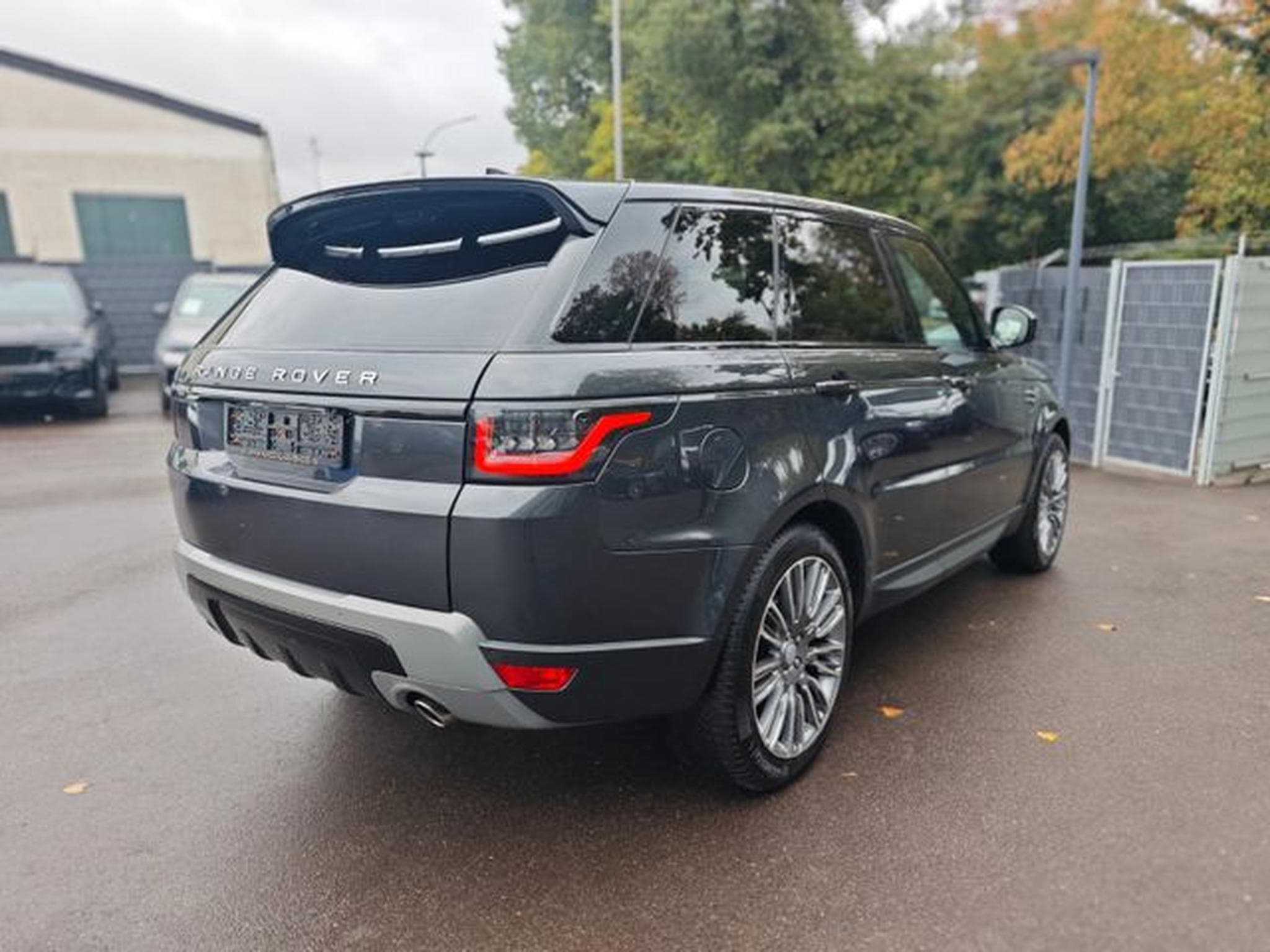 Land-Rover Range Rover Sport RANGE ROVER SPORT HSE*FACELIFT*PANORAMA*1.H*LUFT (2019) - Photo 6