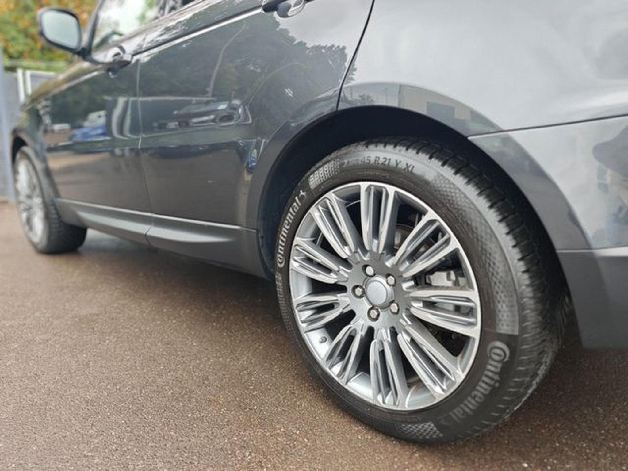 Land-Rover Range Rover Sport RANGE ROVER SPORT HSE*FACELIFT*PANORAMA*1.H*LUFT (2019) - Photo 11