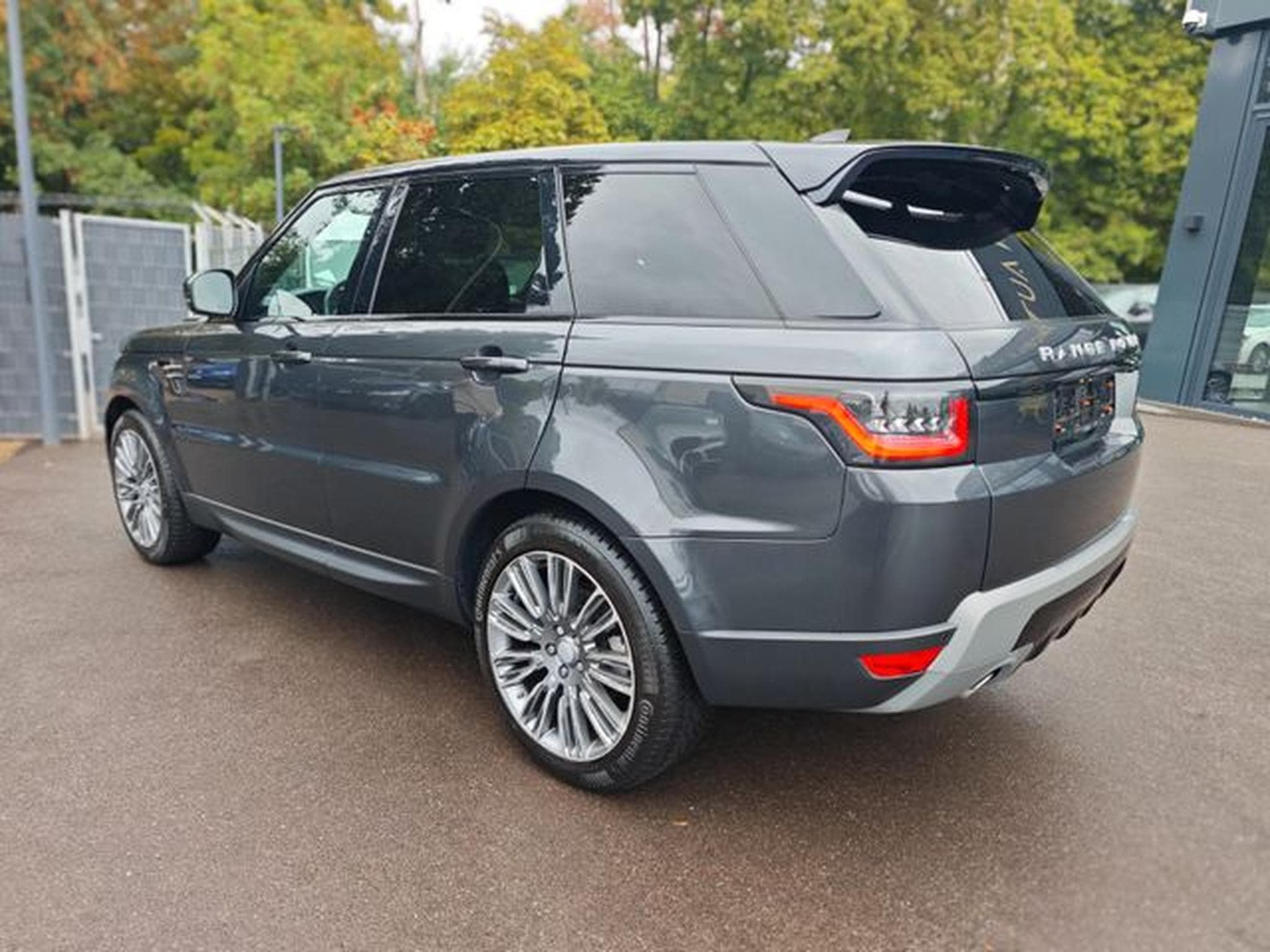 Land-Rover Range Rover Sport RANGE ROVER SPORT HSE*FACELIFT*PANORAMA*1.H*LUFT (2019) - Photo 7