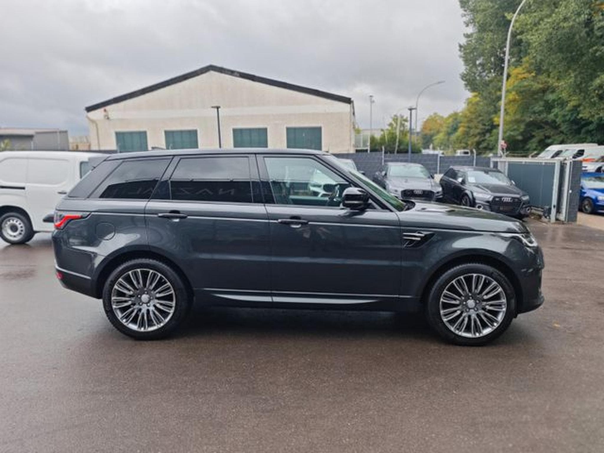 Land-Rover Range Rover Sport RANGE ROVER SPORT HSE*FACELIFT*PANORAMA*1.H*LUFT (2019) - Photo 15