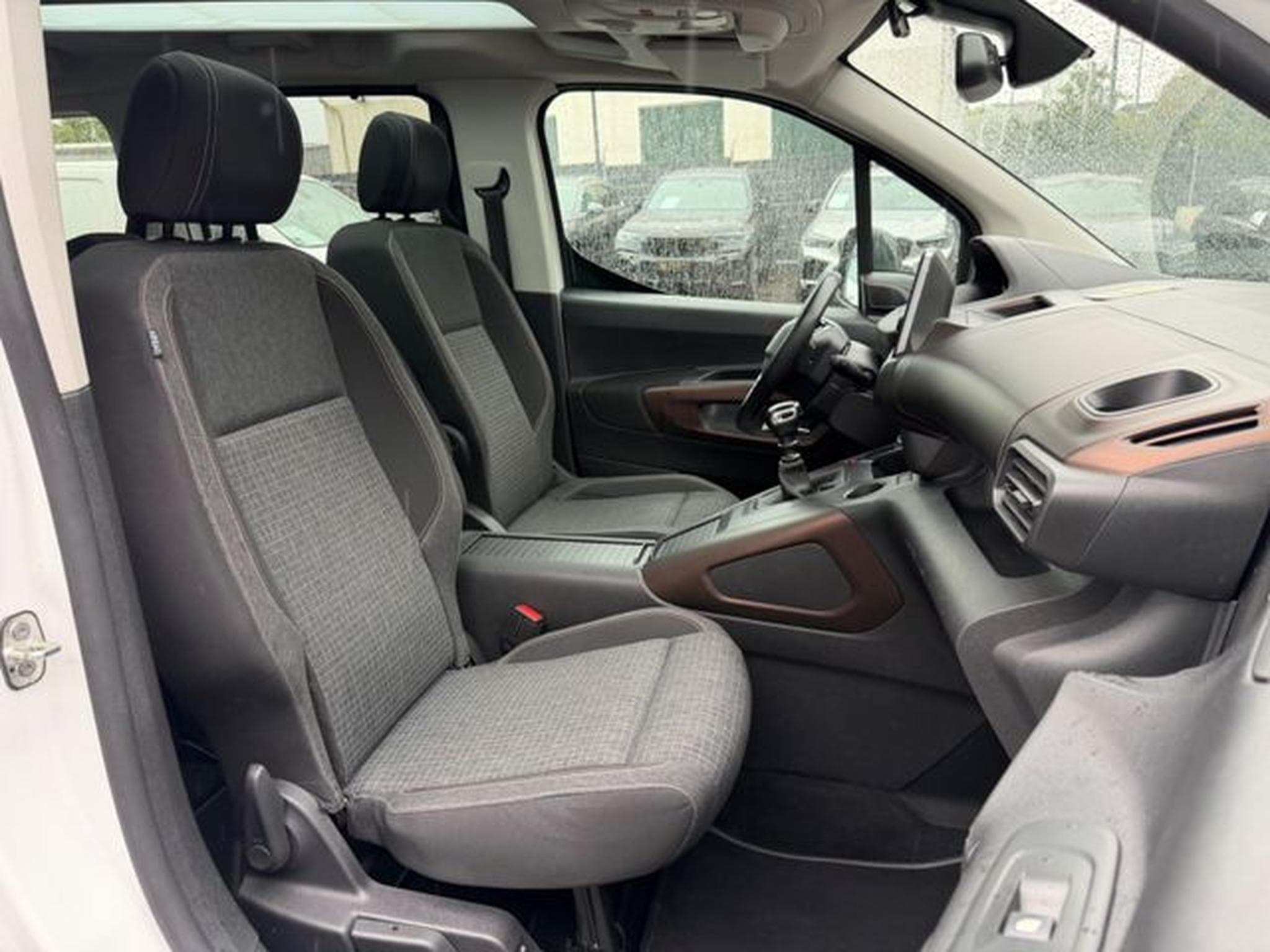 Peugeot Rifter HDI GT LINE*PANORAMA*R-KAMERA*AHK* (2020) - Foto 15