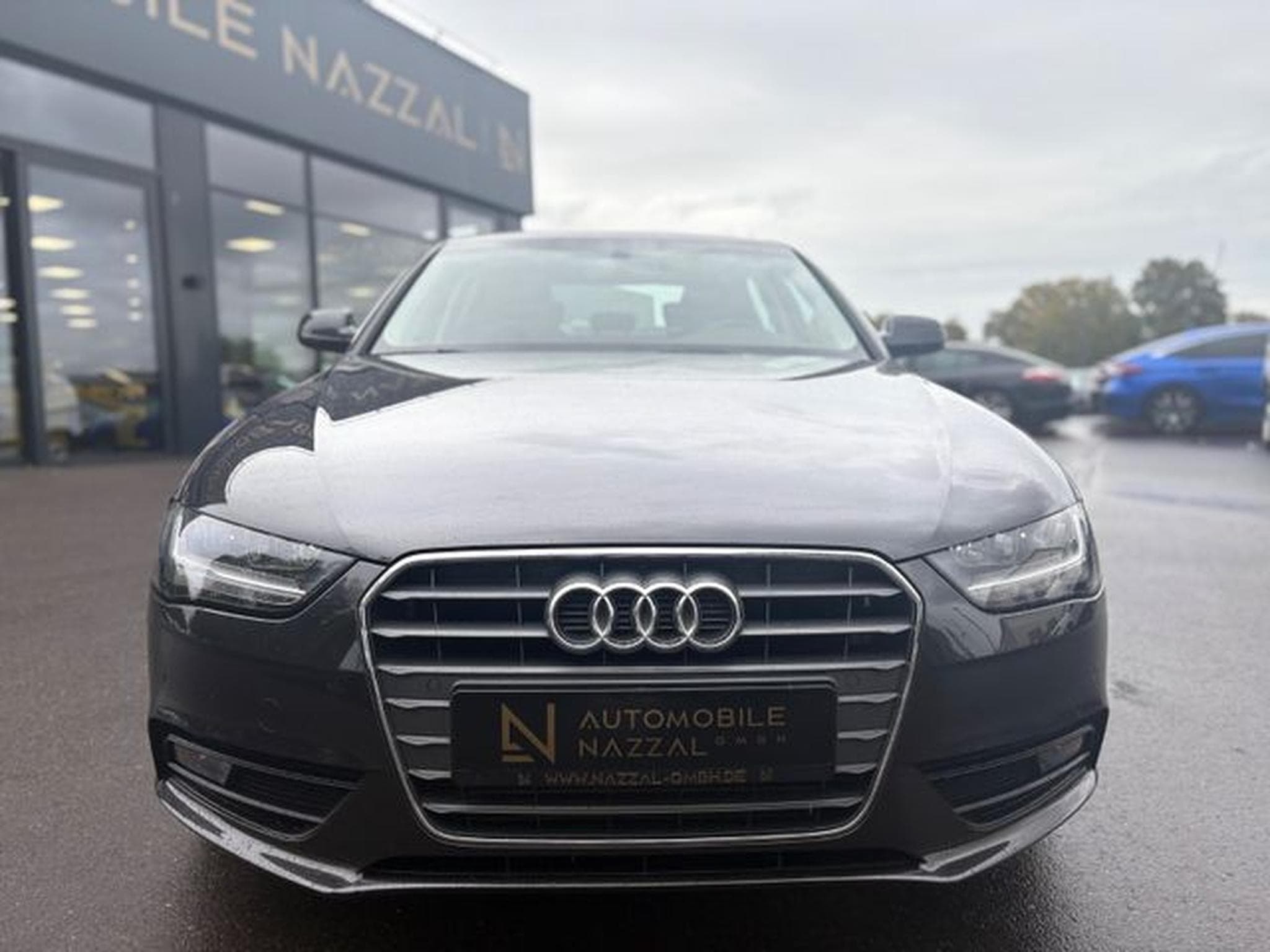 Audi A4 A4 AMBIENTE *NAVI*SHZ*KLIMAAUTOMATIK* (2015) - Foto 4