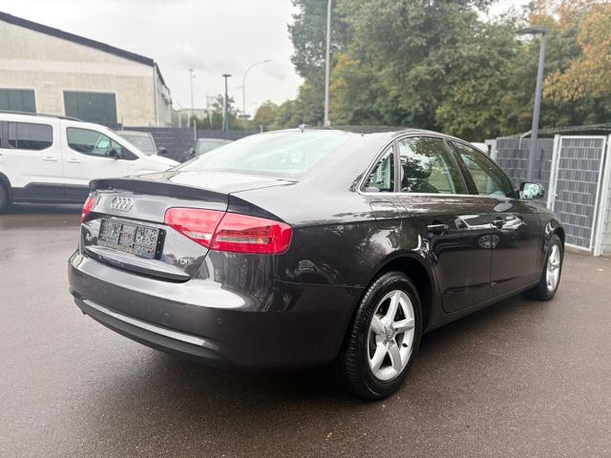 Audi A4 A4 AMBIENTE *NAVI*SHZ*KLIMAAUTOMATIK* (2015) - Foto 7