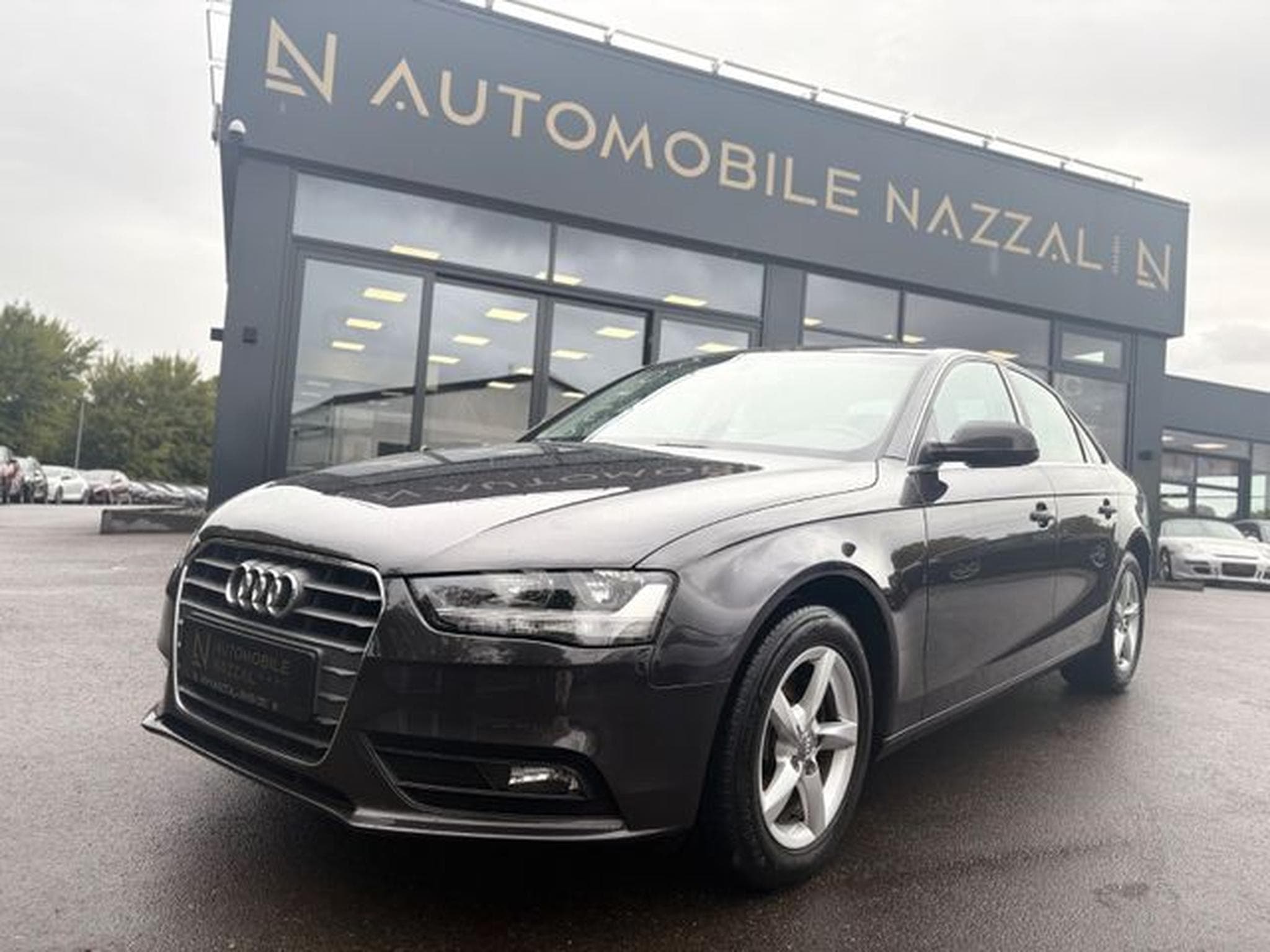 Audi A4 A4 AMBIENTE *NAVI*SHZ*KLIMAAUTOMATIK* (2015) - Foto 2