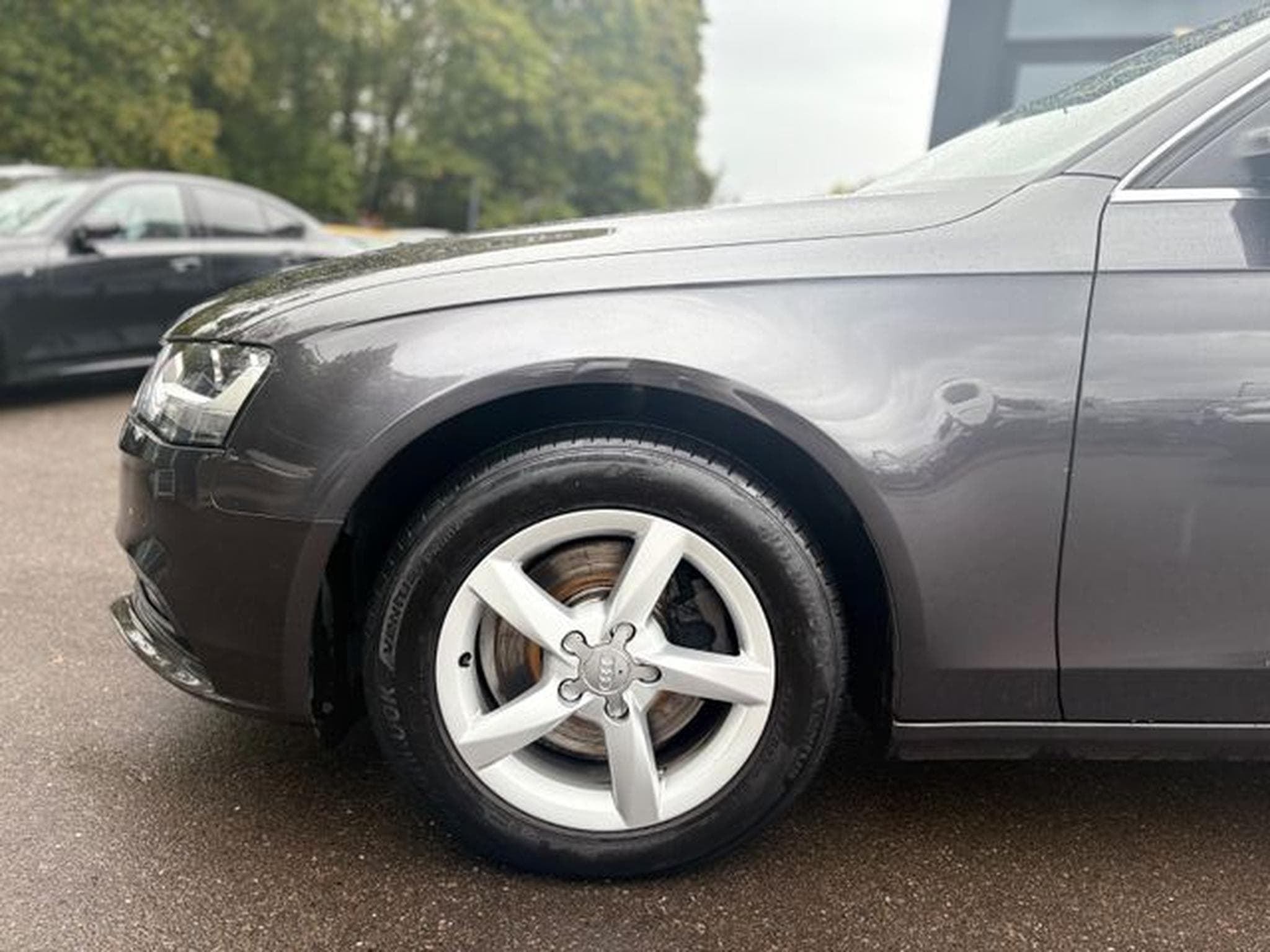 Audi A4 A4 AMBIENTE *NAVI*SHZ*KLIMAAUTOMATIK* (2015) - Foto 13
