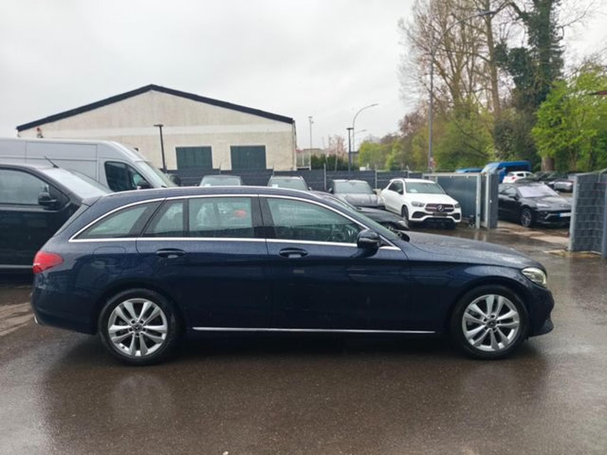 Mercedes C 200 C 200 T AVANTGARDE *VOLLLED*KAMERA*AHK*FACELIFT* (2019) - Foto 14