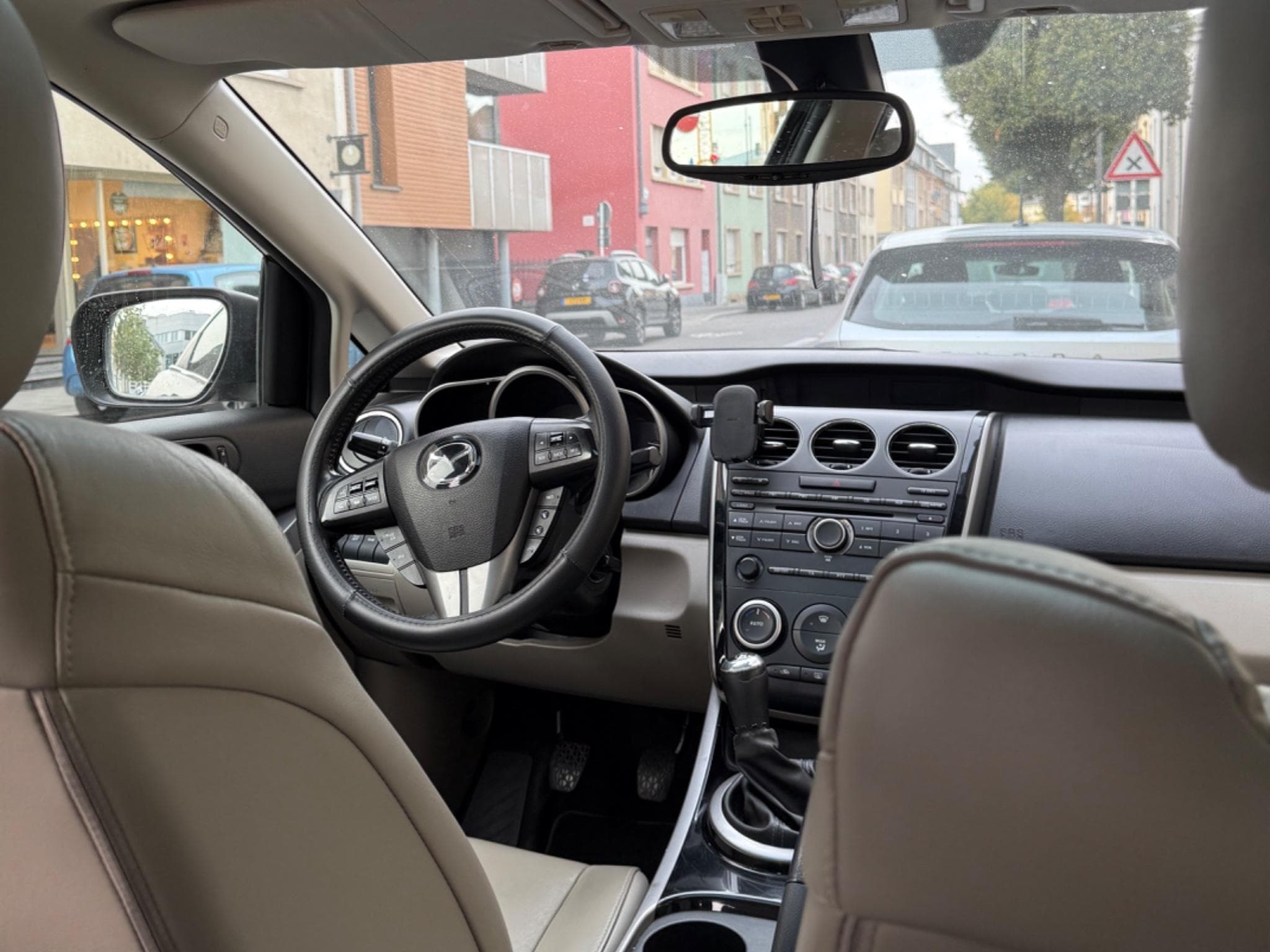 Mazda CX-7 Sport Tourer (2011) - Photo 4