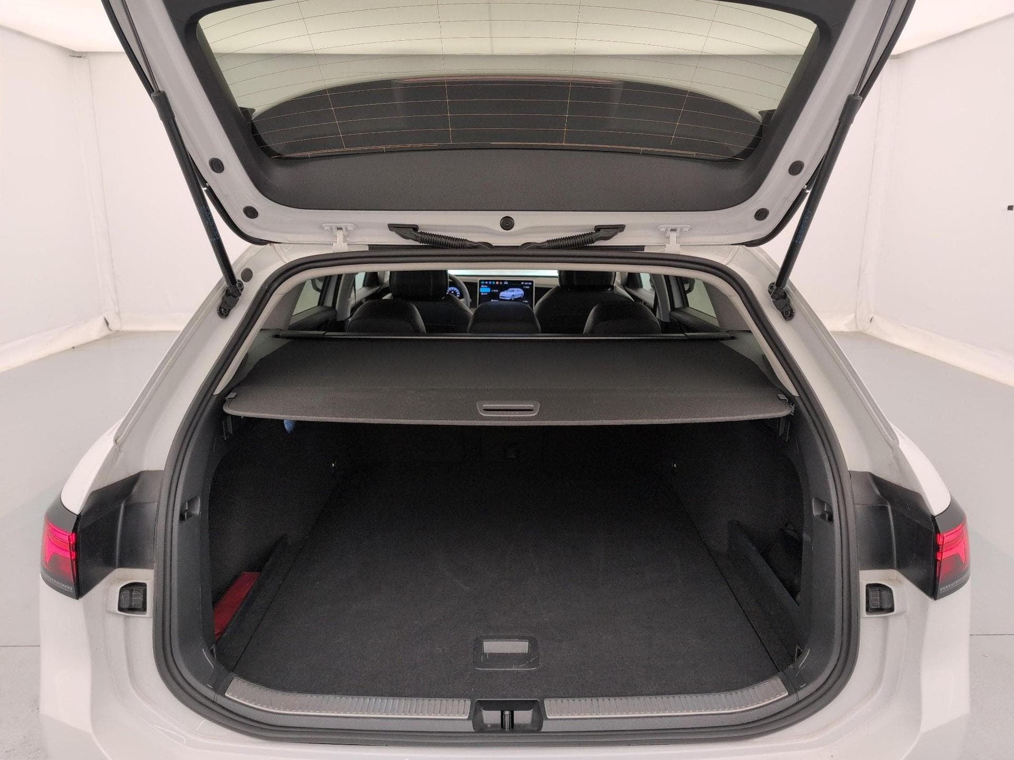 VW Passat Life Plus (2026) - Photo 3