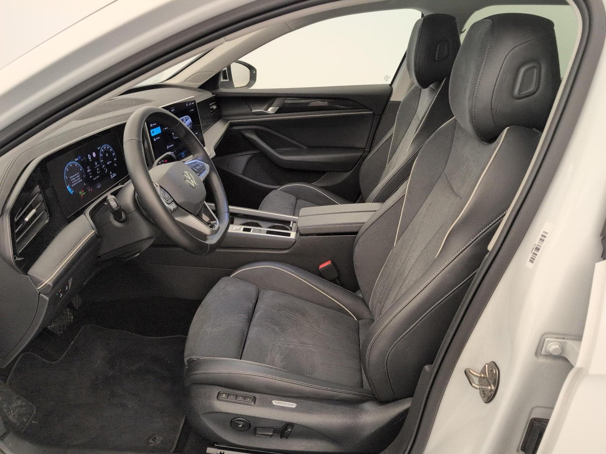 VW Passat Life Plus (2026) - Photo 8