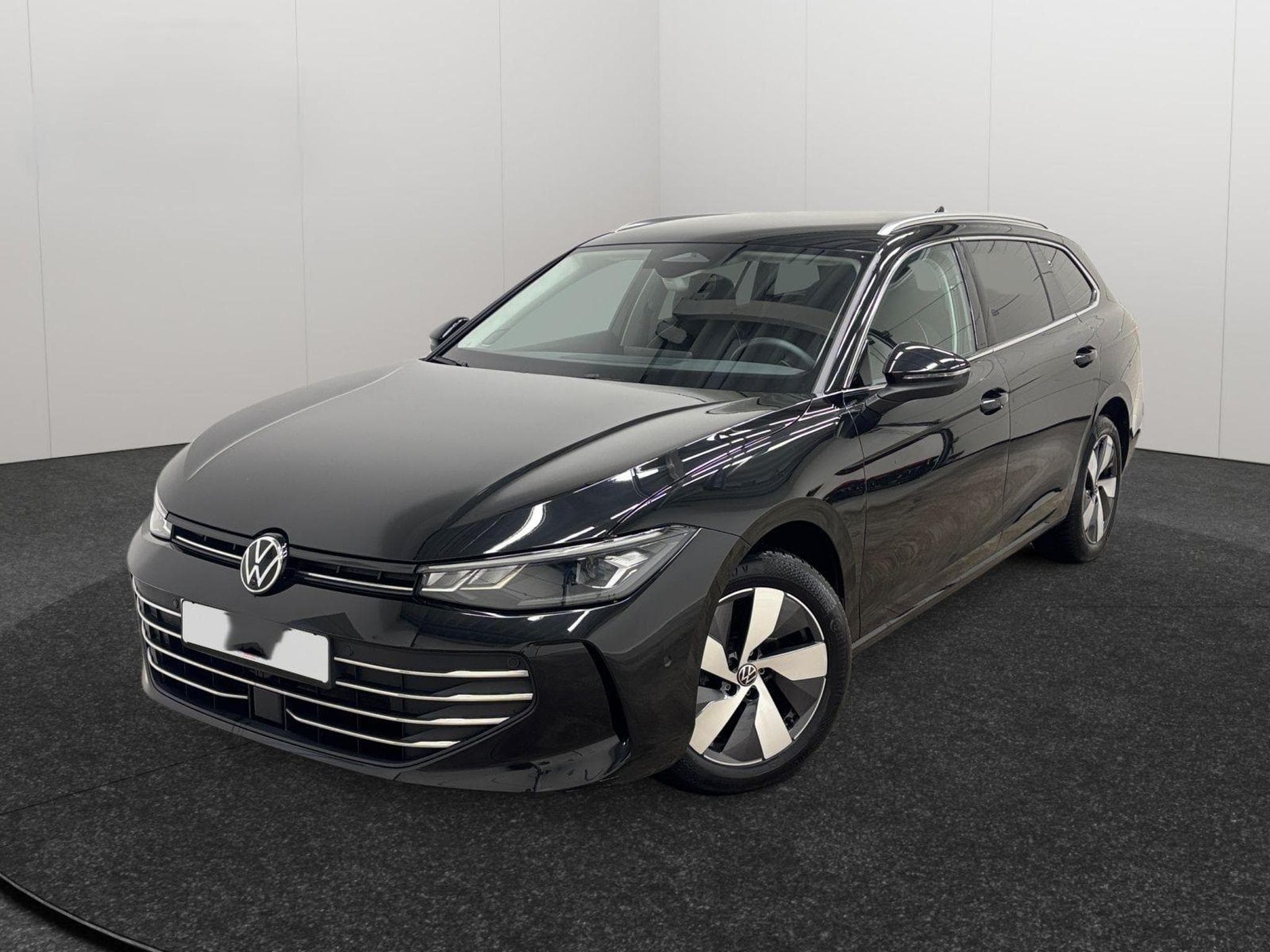 VW Passat Variant (2025) - Photo 1