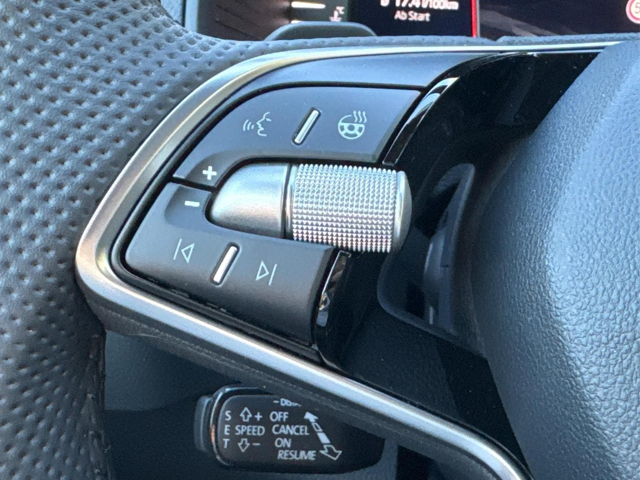 Skoda Karoq Sportline (2026) - Photo 24