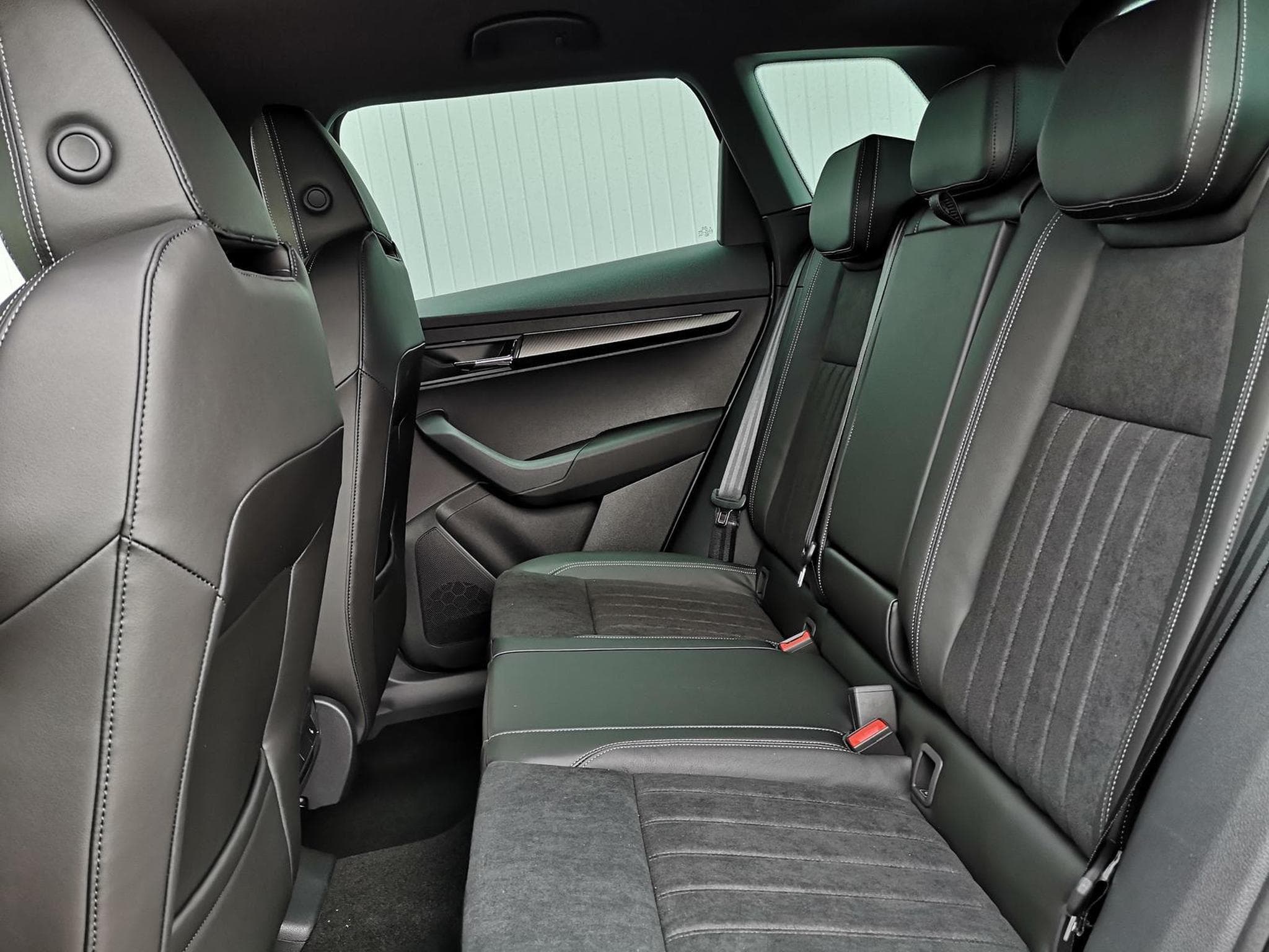 Skoda Karoq Sportline (2026) - Photo 10