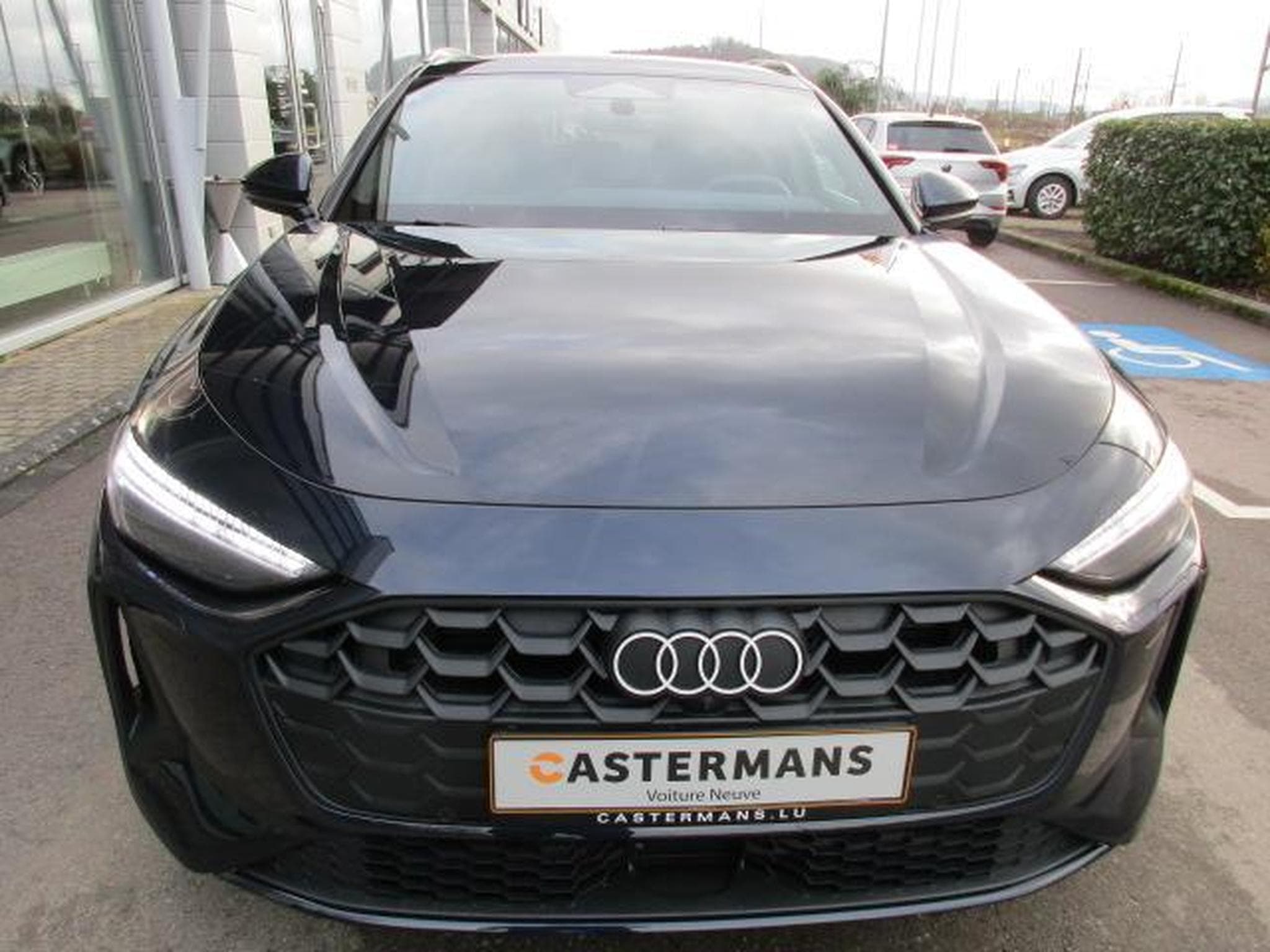 Audi A5 Avant 40 TDI (2025) - Photo 3