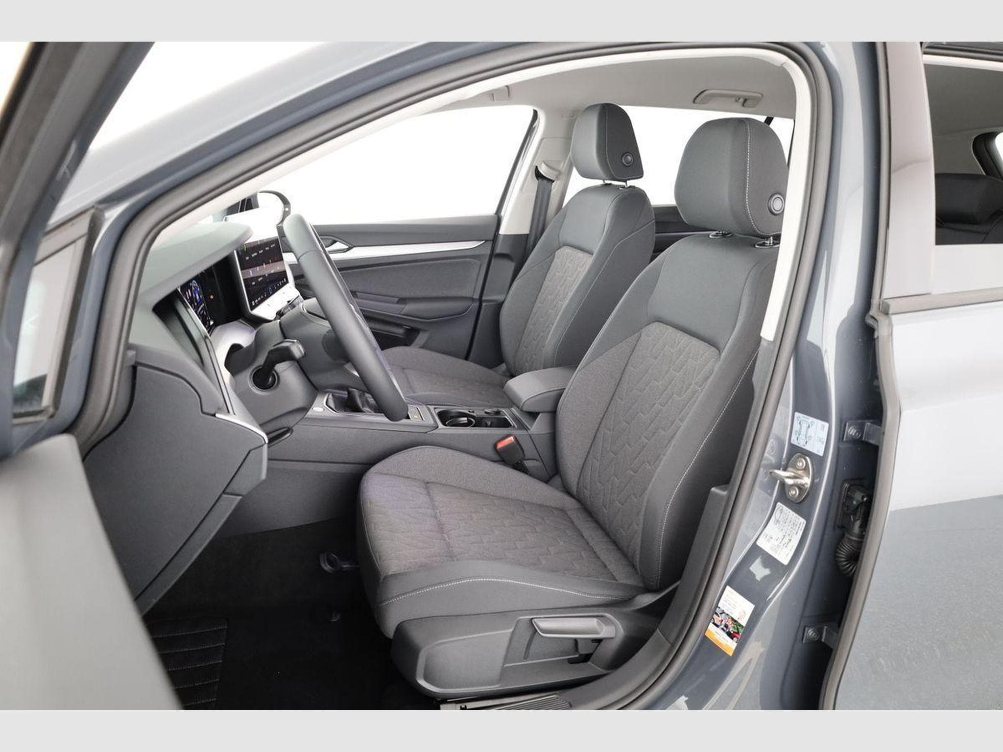 VW Golf Variant 1.5 TSI 110 kW Life (2026) - Foto 9