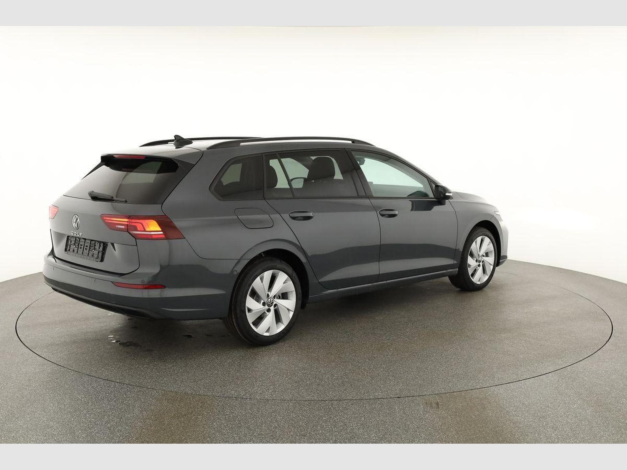 VW Golf Variant 1.5 TSI 110 kW Life (2026) - Foto 17