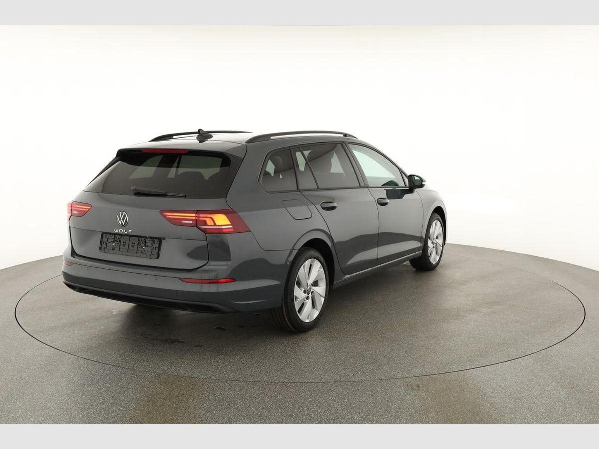 VW Golf Variant 1.5 TSI 110 kW Life (2026) - Foto 16