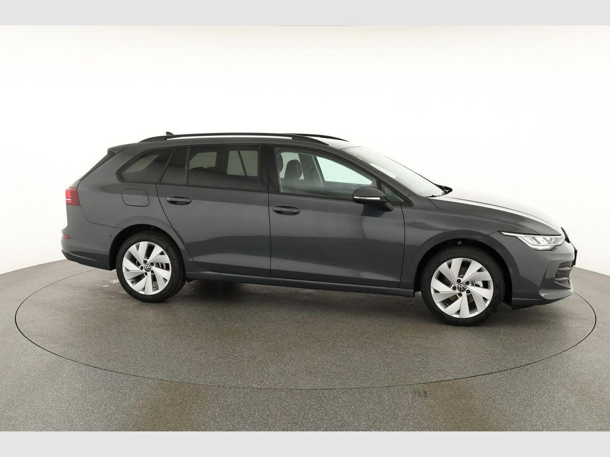 VW Golf Variant 1.5 TSI 110 kW Life (2026) - Foto 21