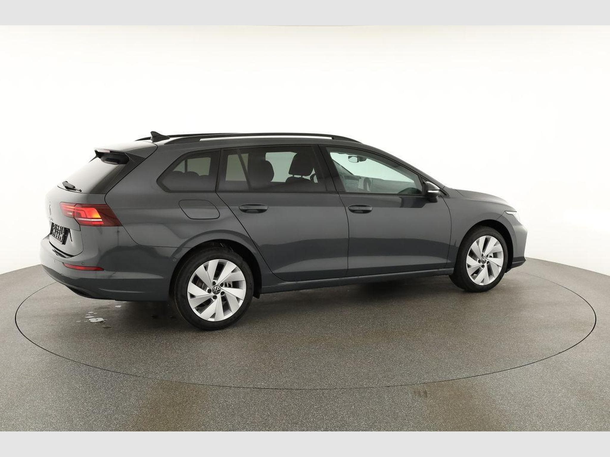 VW Golf Variant 1.5 TSI 110 kW Life (2026) - Foto 18
